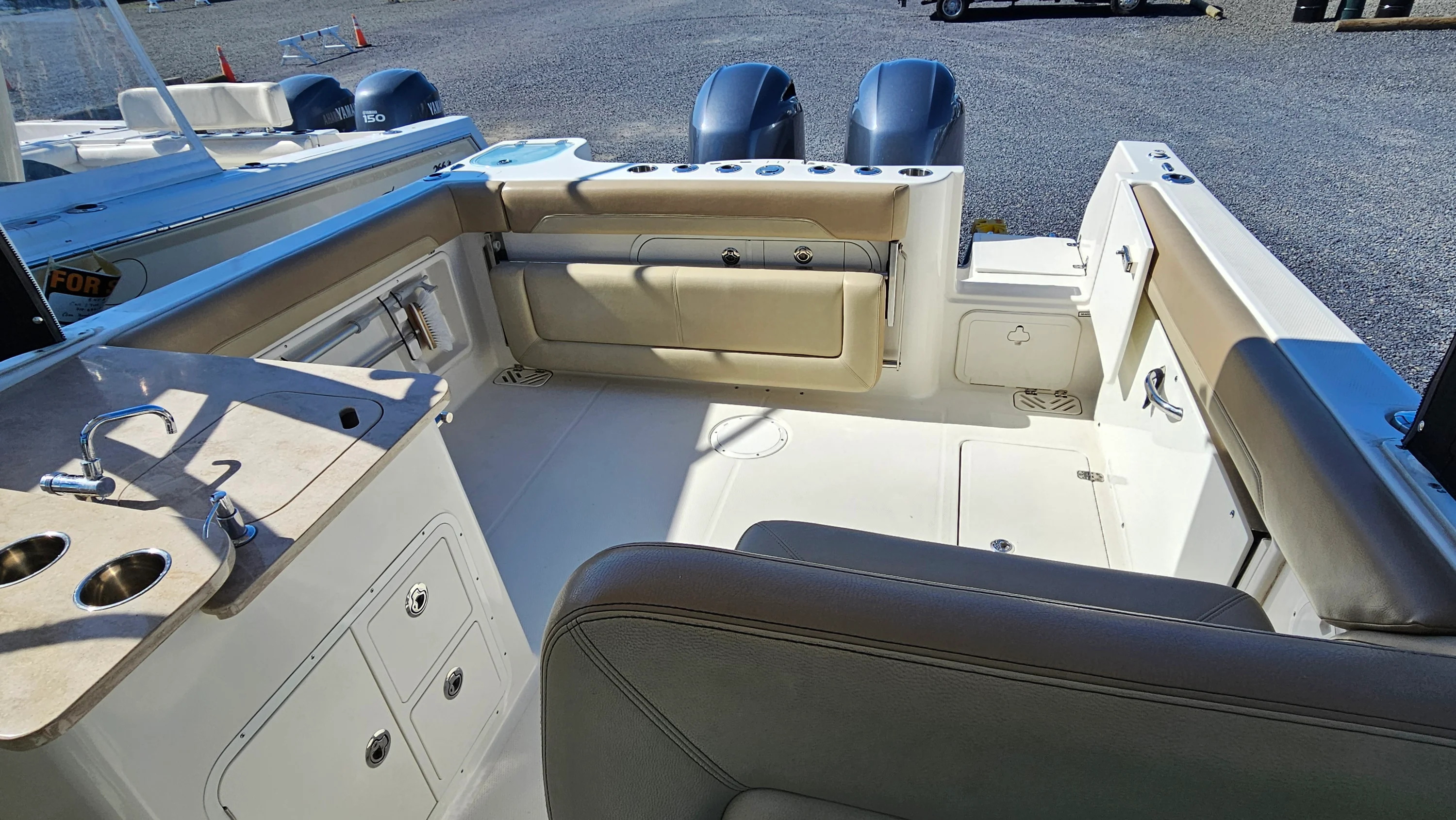 2019 Sailfish 275 DC Image Thumbnail #33