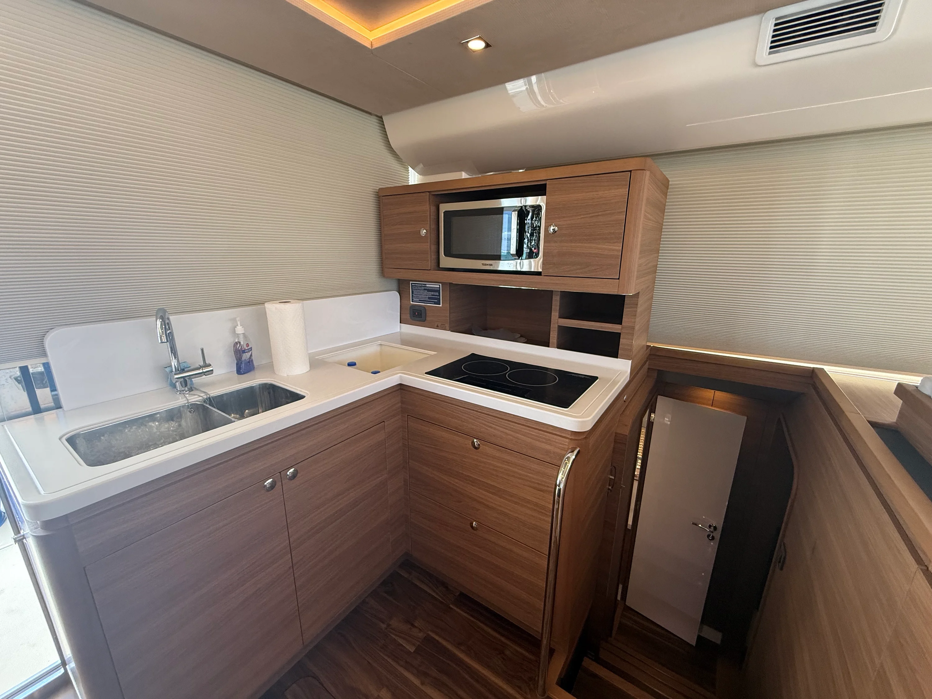 2024 Aquila 44 Yacht Image Thumbnail #4