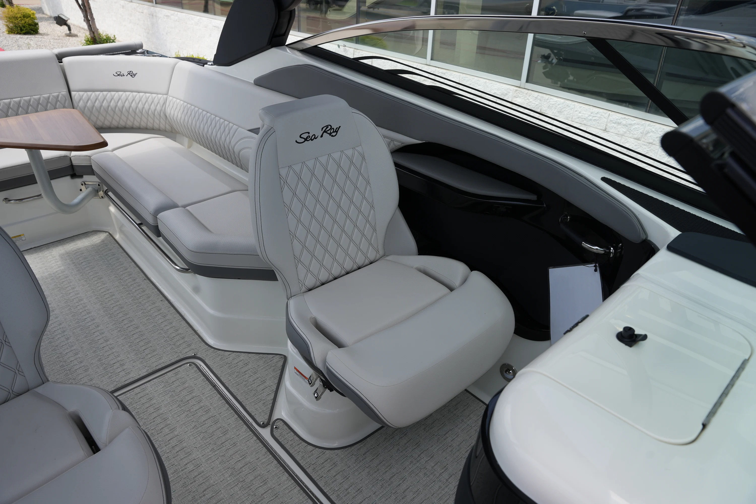 2026 Sea Ray SLX 280 Image Thumbnail #23