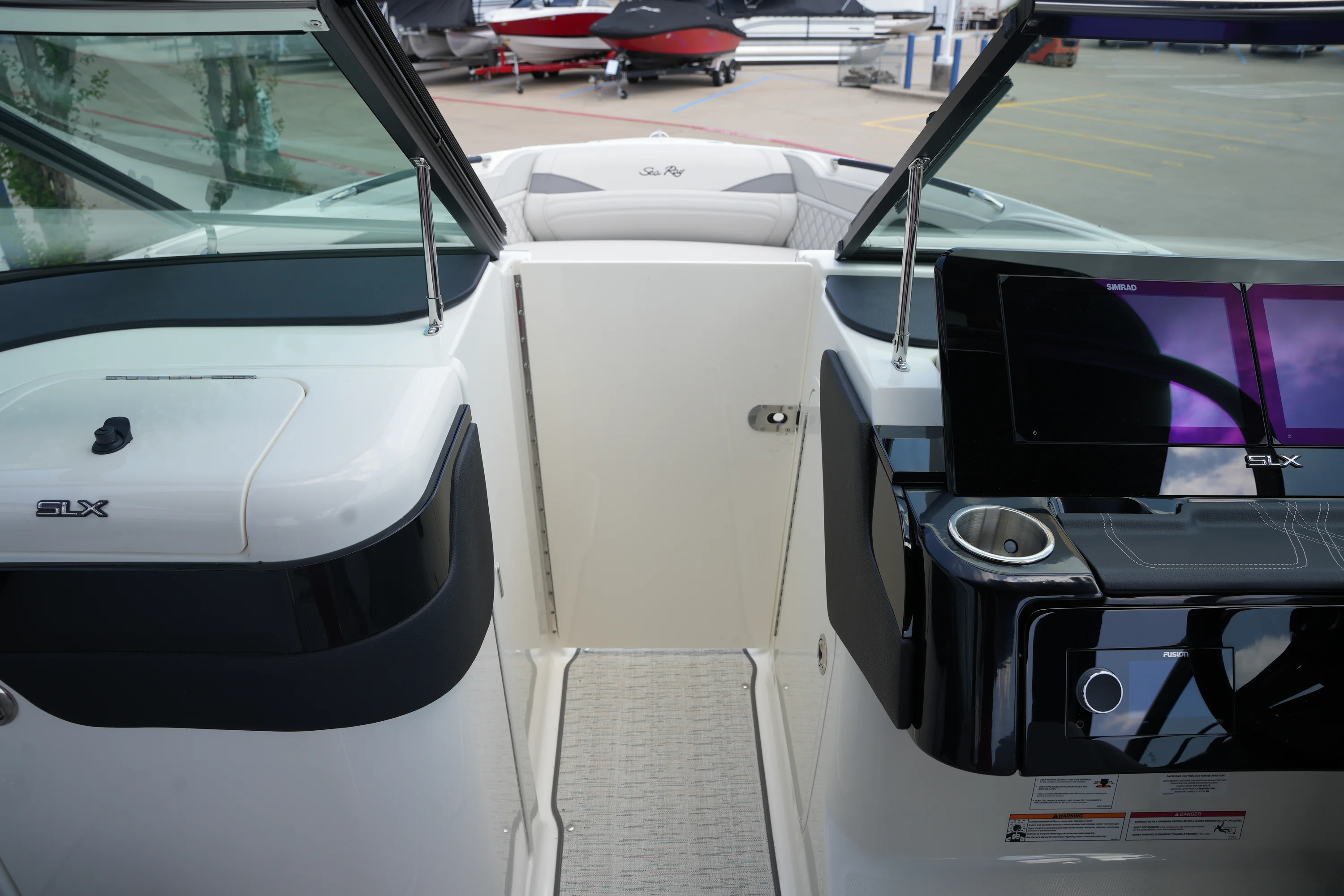 2026 Sea Ray SLX 280 Image Thumbnail #35