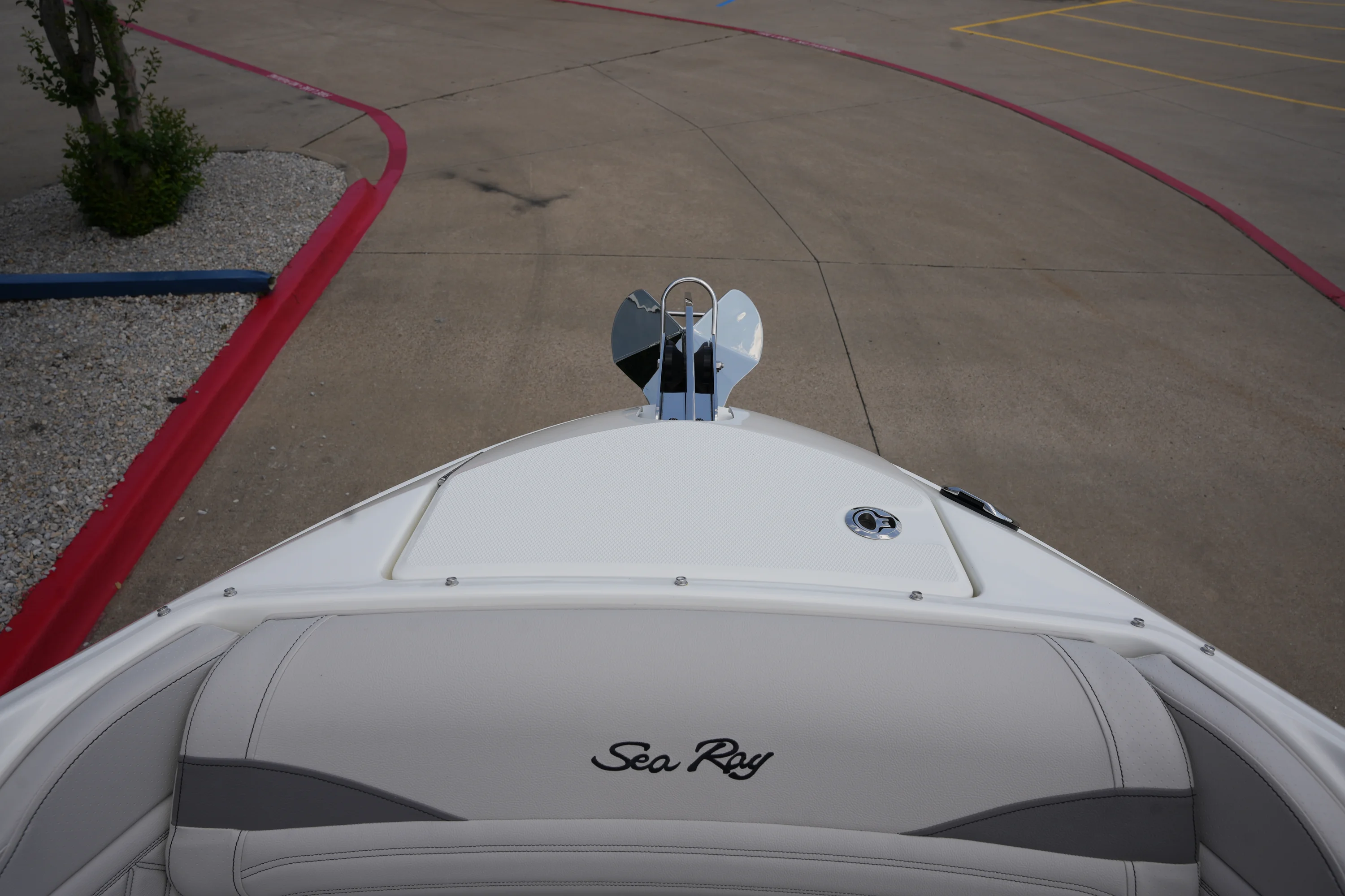 2026 Sea Ray SLX 280 Image Thumbnail #42