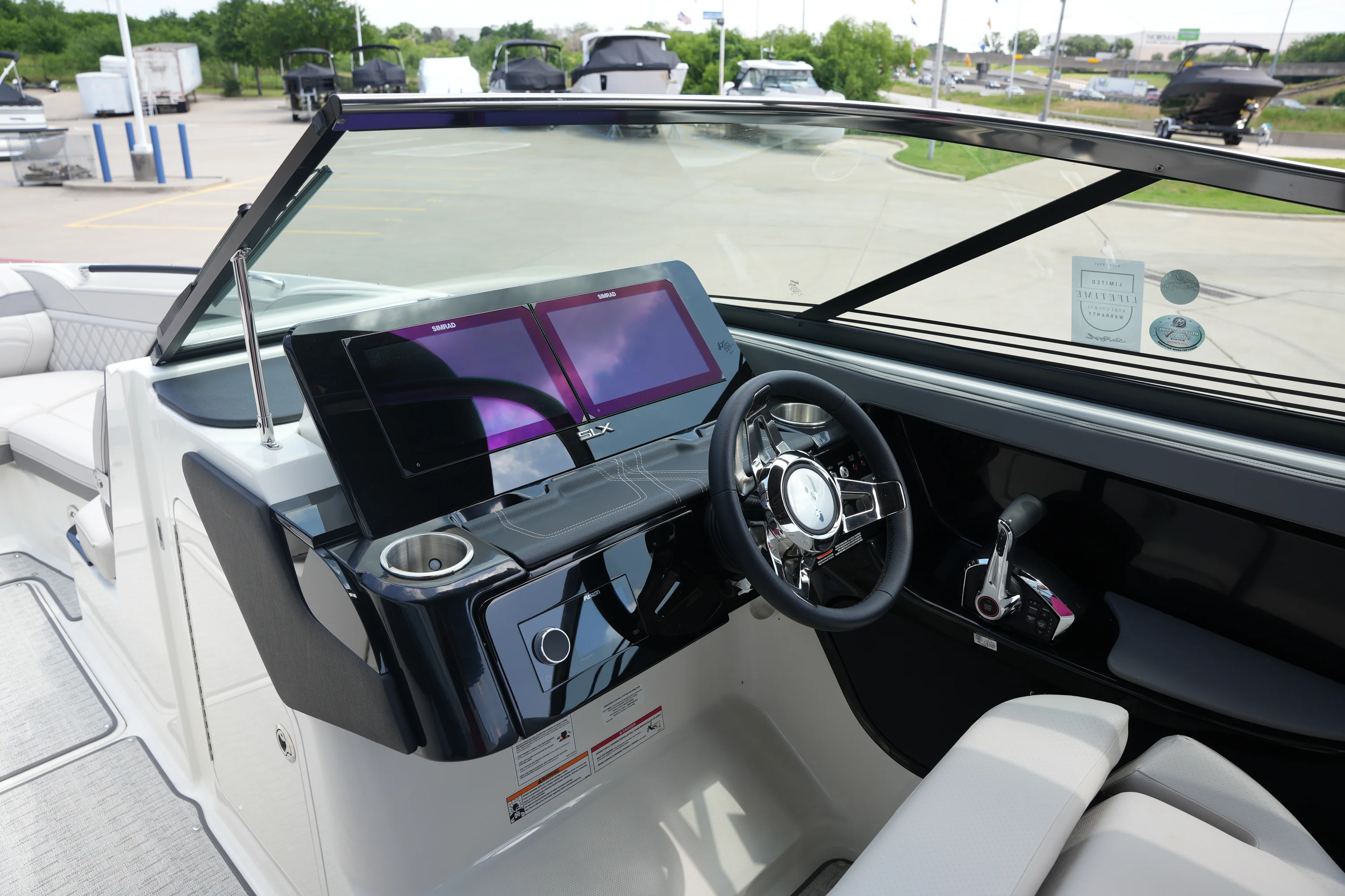 2026 Sea Ray SLX 280 Image Thumbnail #29