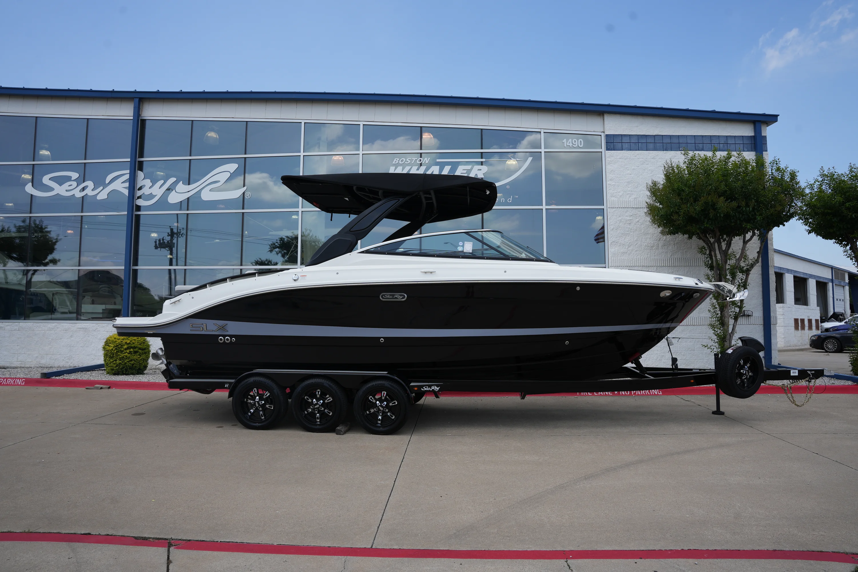 2026 Sea Ray SLX 280 Image Thumbnail #0
