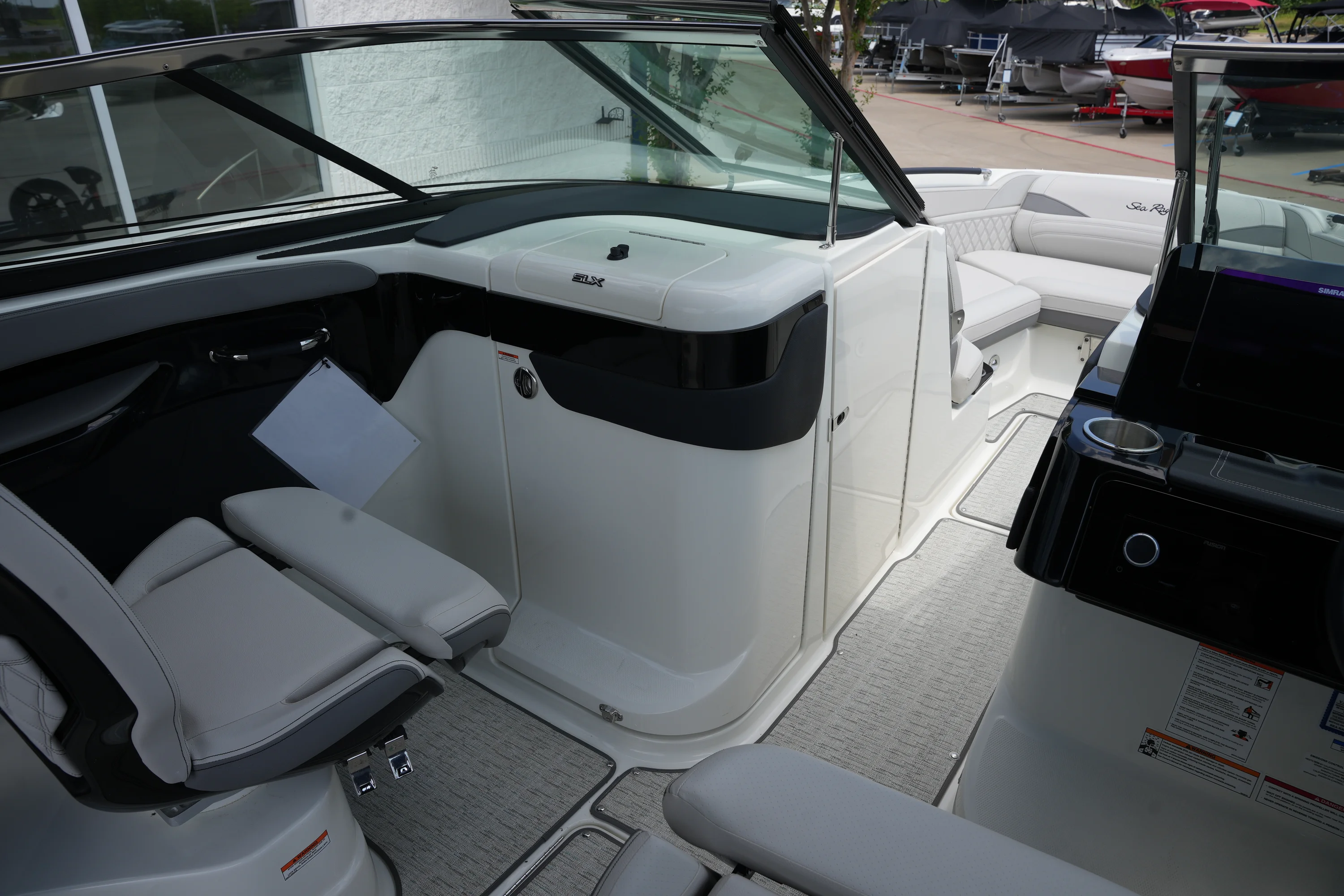 2026 Sea Ray SLX 280 Image Thumbnail #24