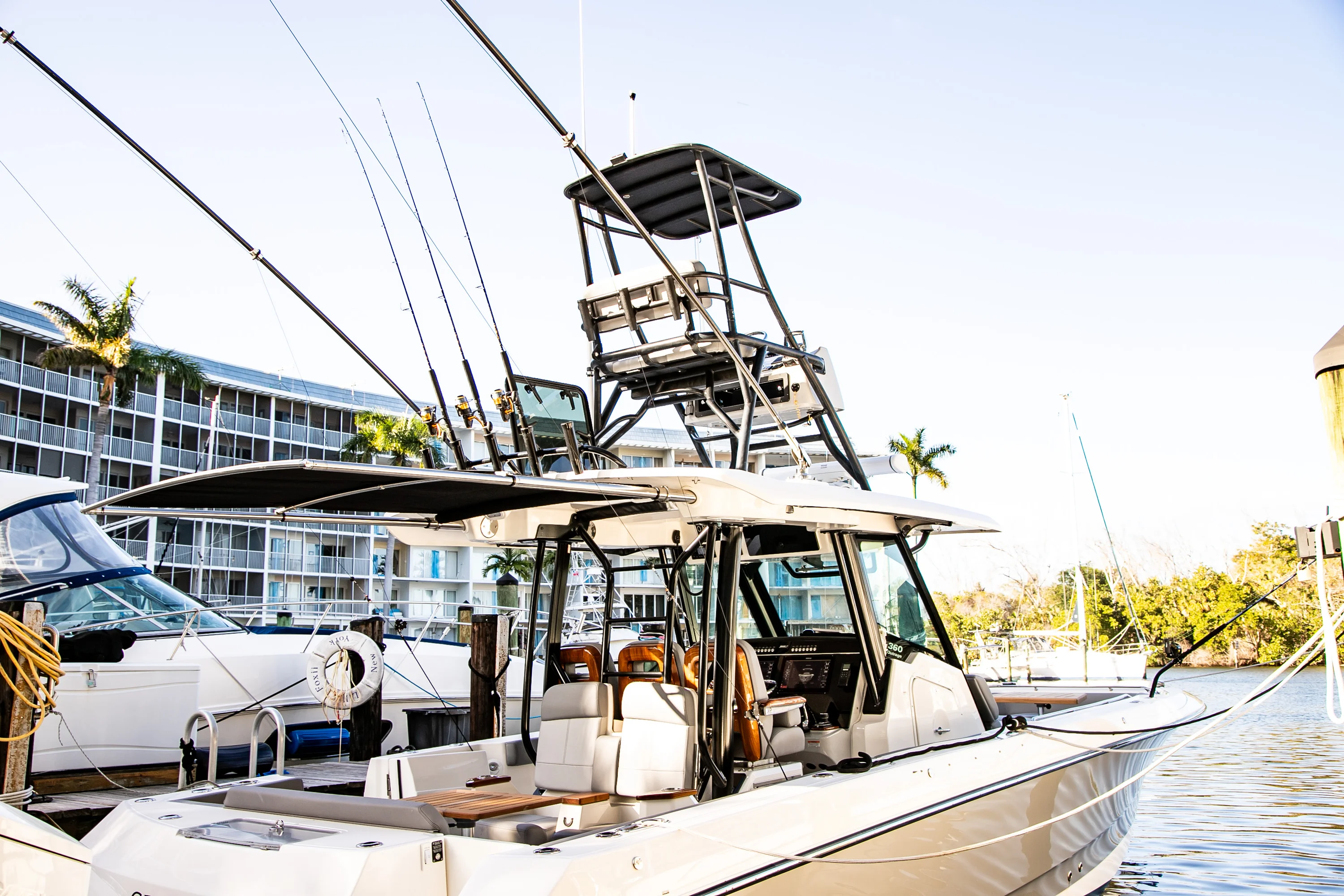 2023 Boston Whaler 360 OUTRAGE Image Thumbnail #24