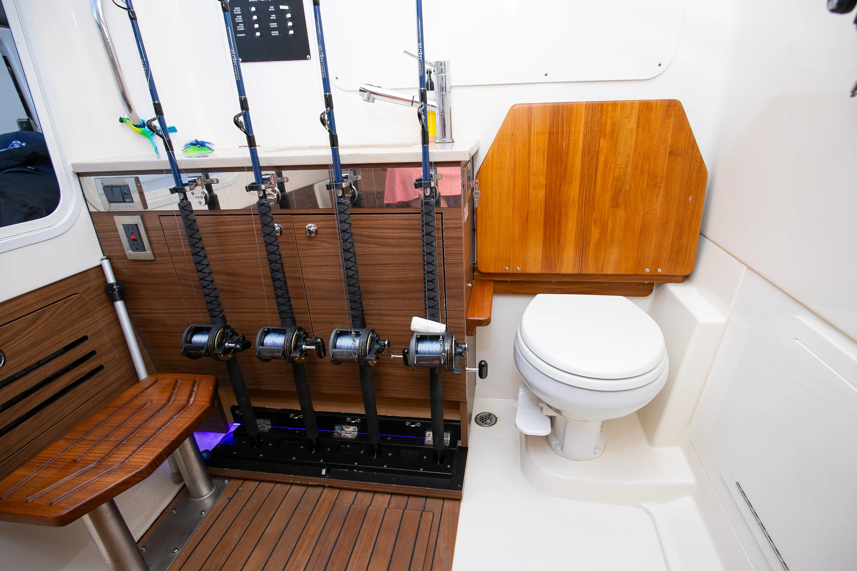 2023 Boston Whaler 360 OUTRAGE Image Thumbnail #22