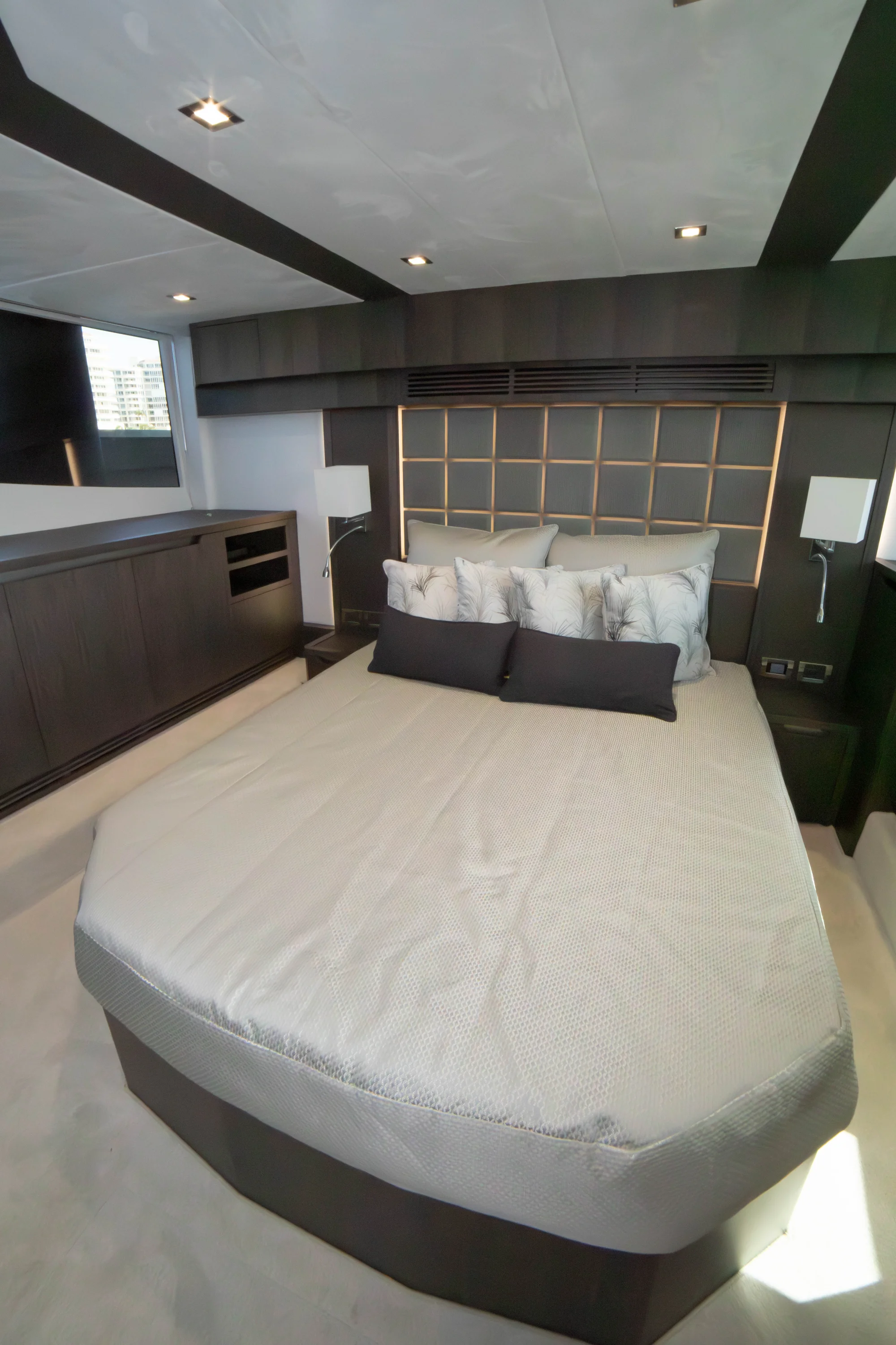 2024 Galeon 510 SKY Image Thumbnail #40