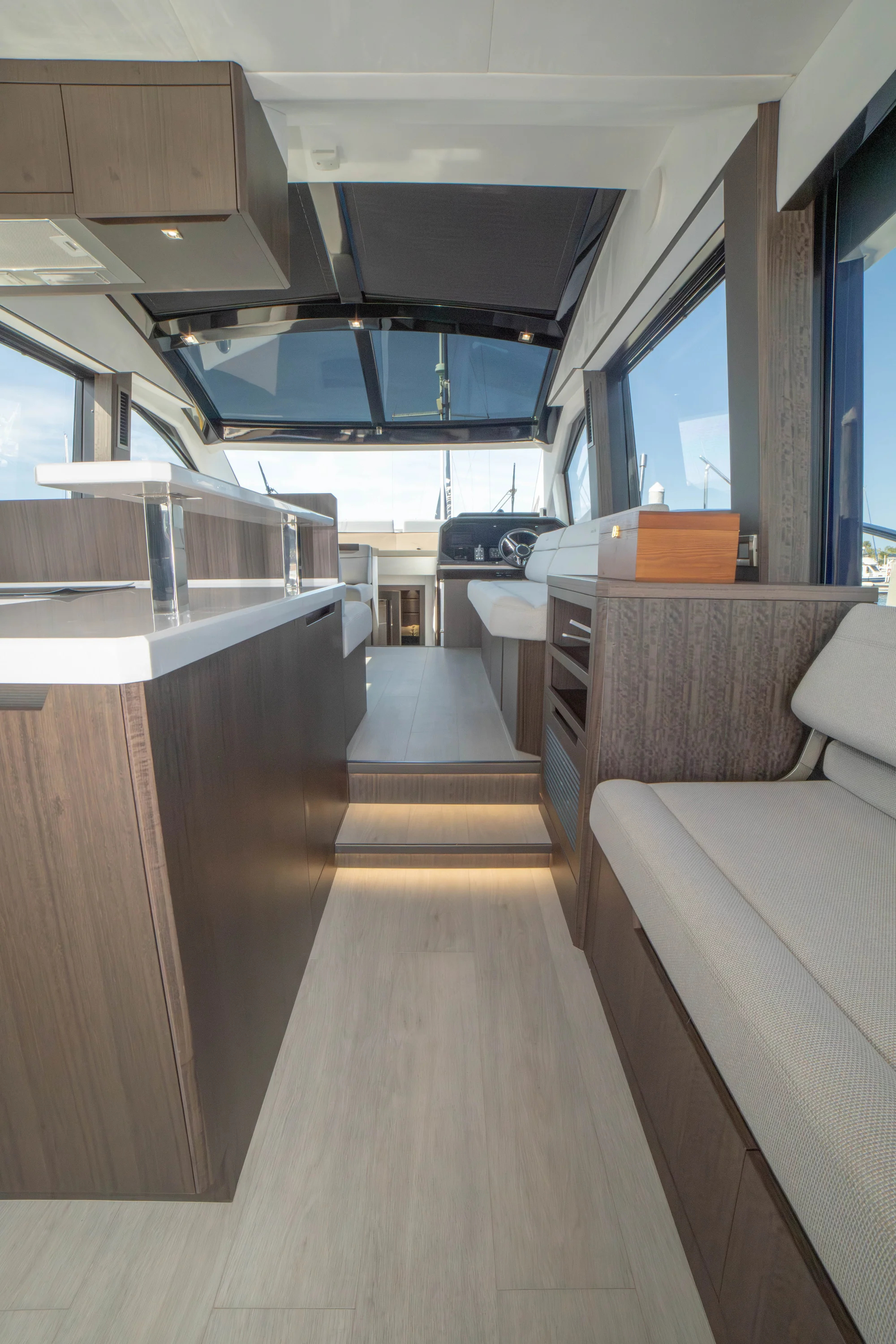 2024 Galeon 510 SKY Image Thumbnail #17