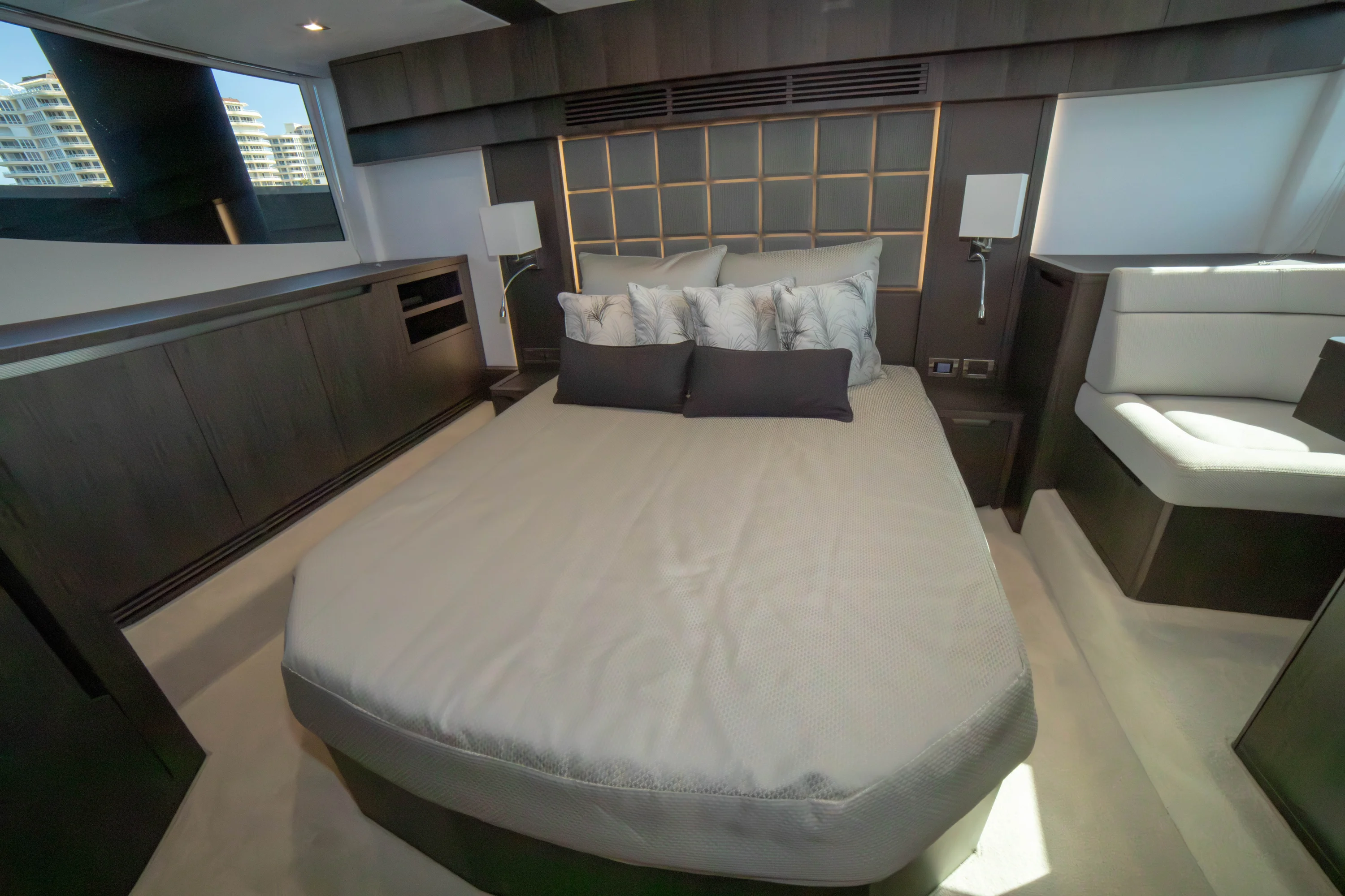 2024 Galeon 510 SKY Image Thumbnail #38