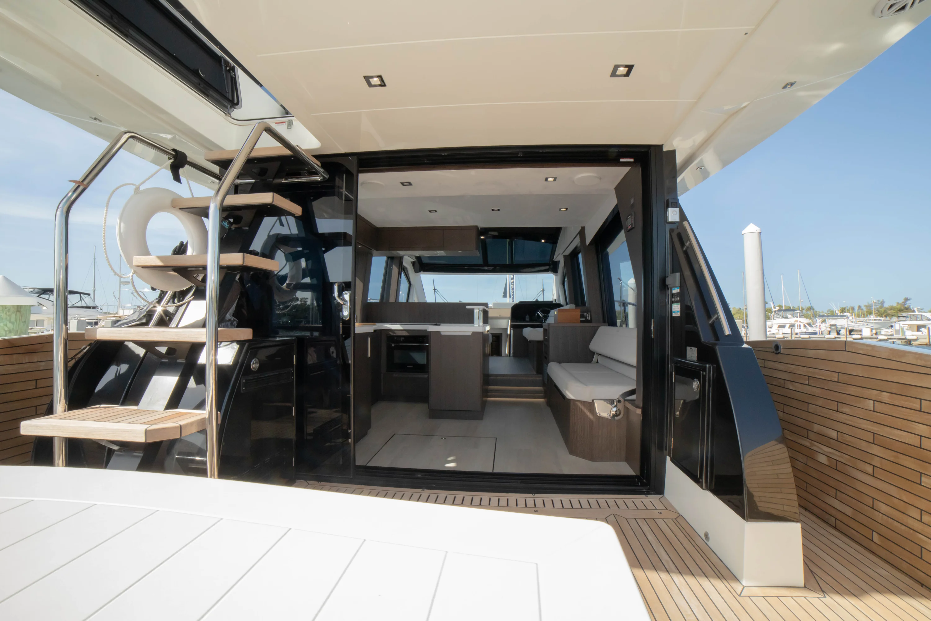 2024 Galeon 510 SKY Image Thumbnail #11