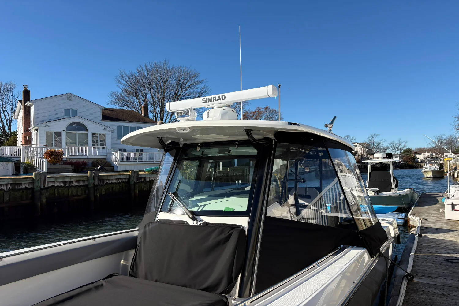 2024 Boston Whaler 330R Image Thumbnail #1