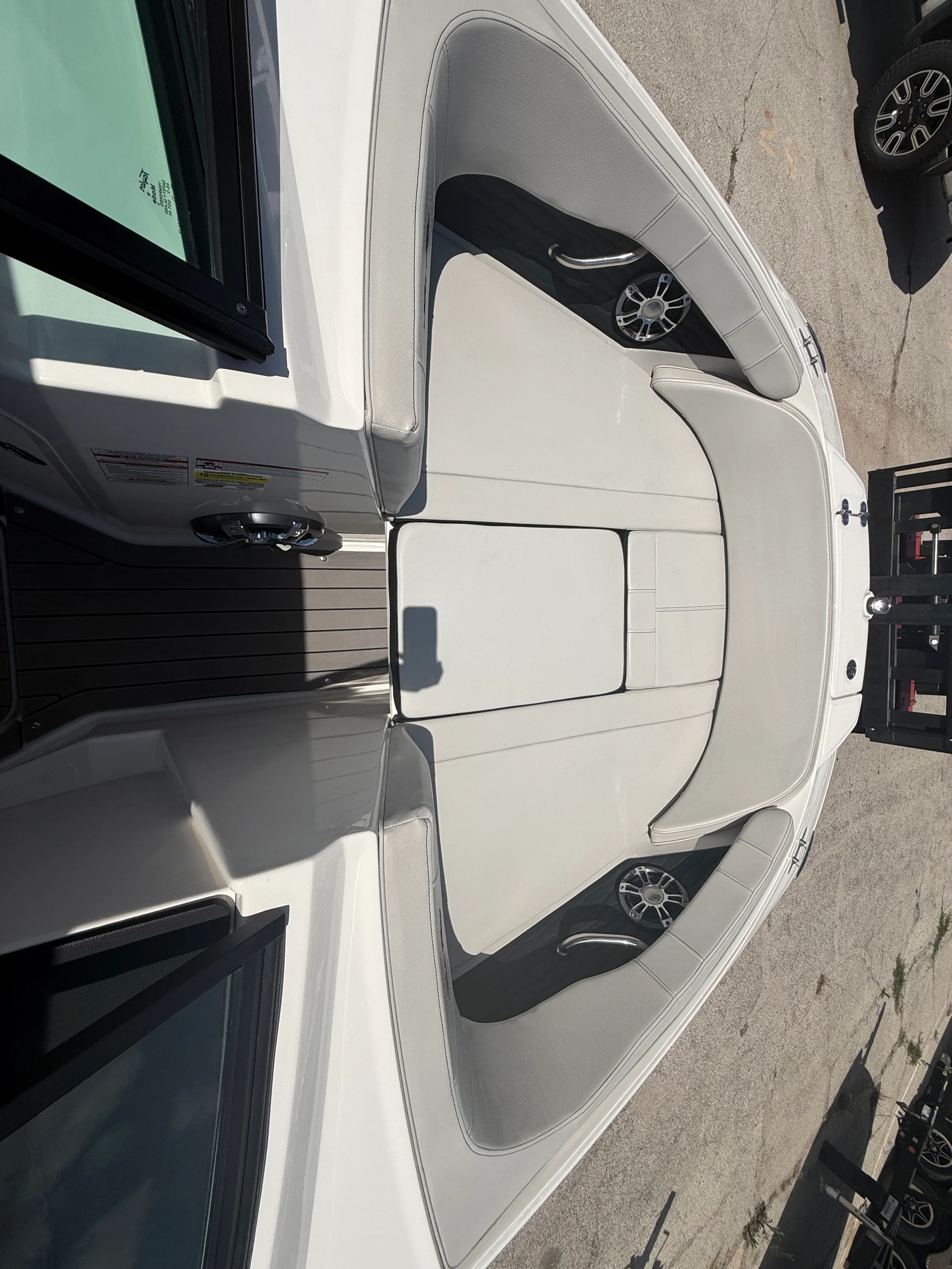 2022 Sea Ray 190 SPX Image Thumbnail #10