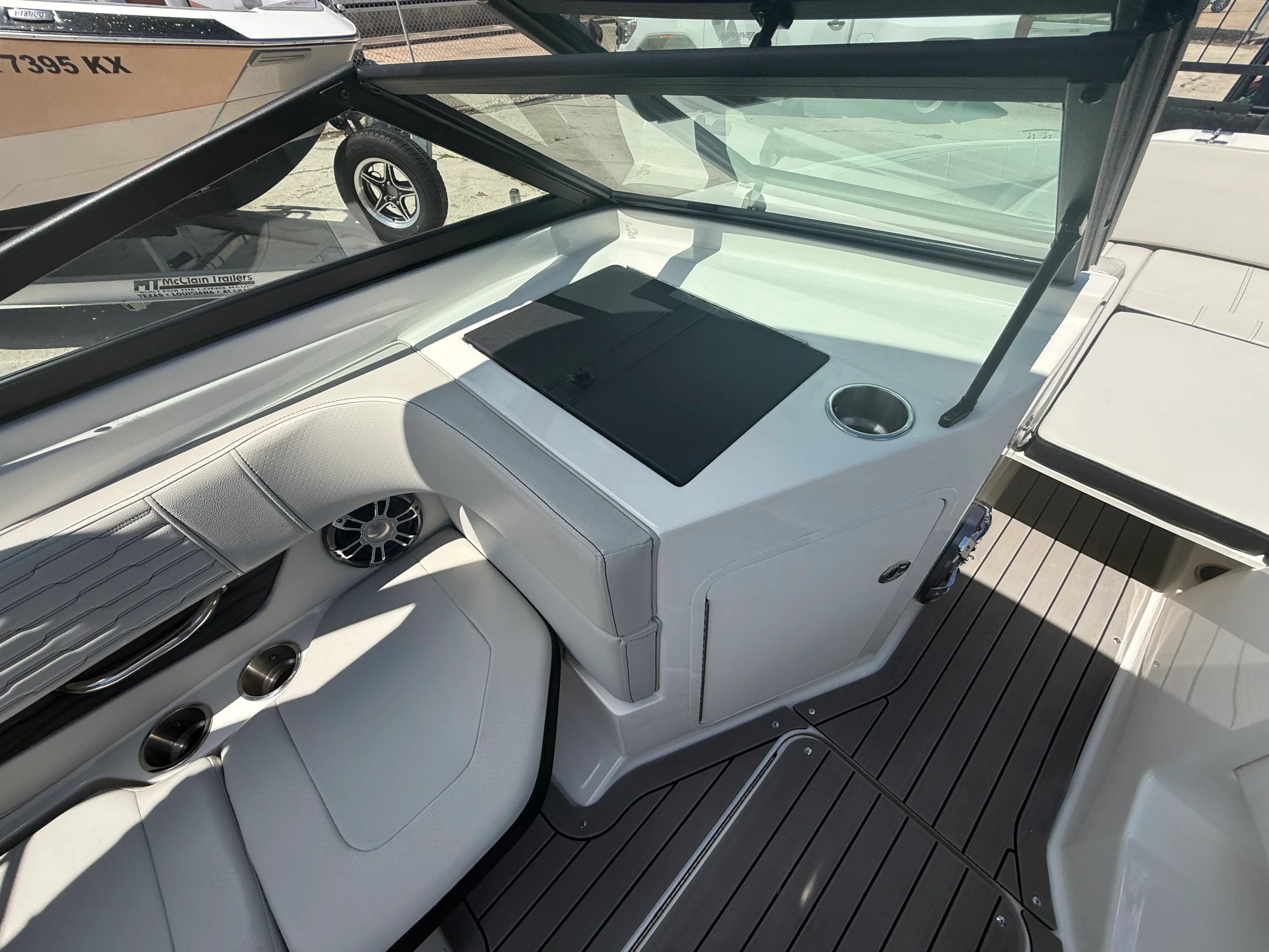 2022 Sea Ray 190 SPX Image Thumbnail #17