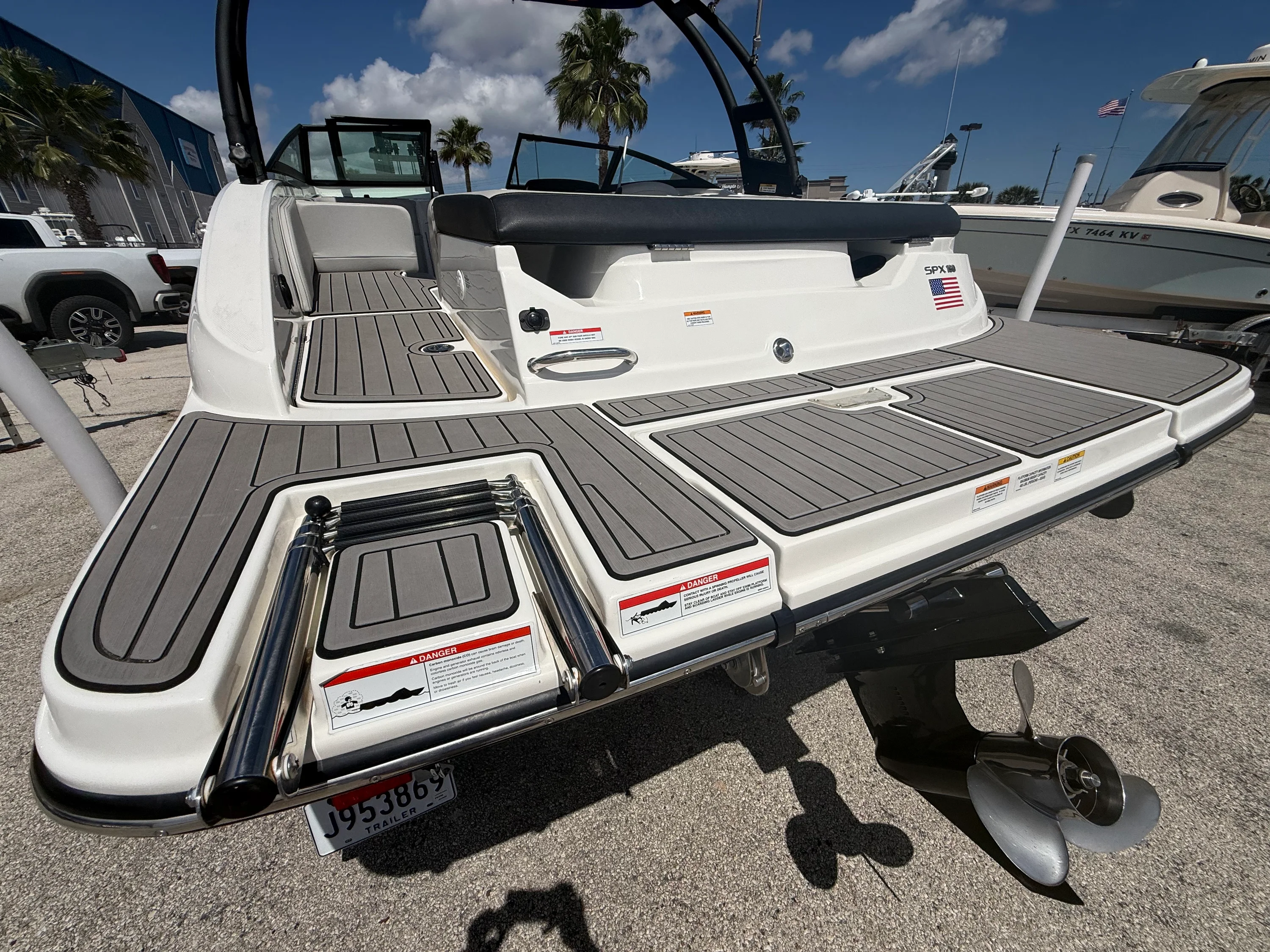 2022 Sea Ray 190 SPX Image Thumbnail #8