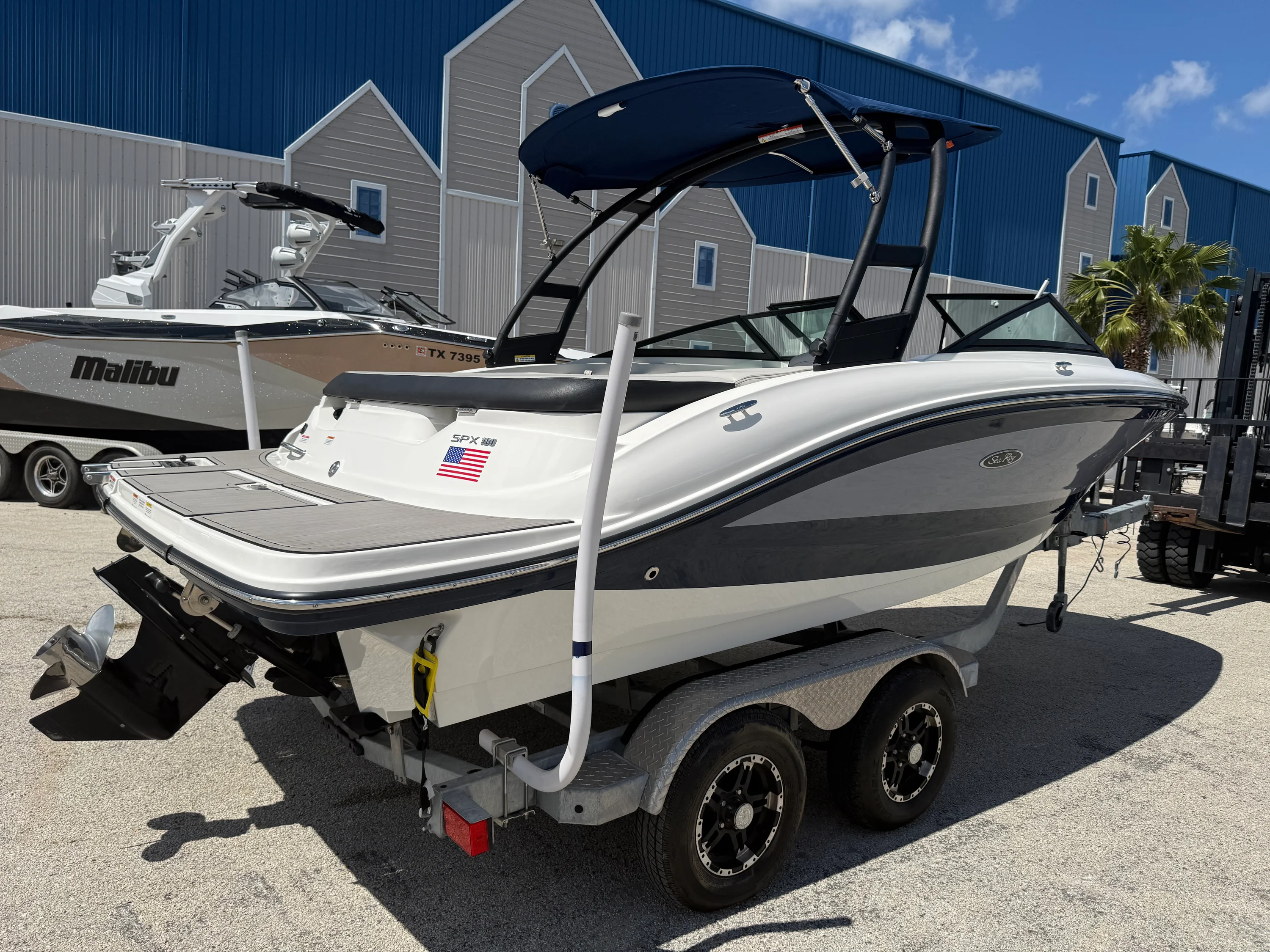 2022 Sea Ray 190 SPX Image Thumbnail #2