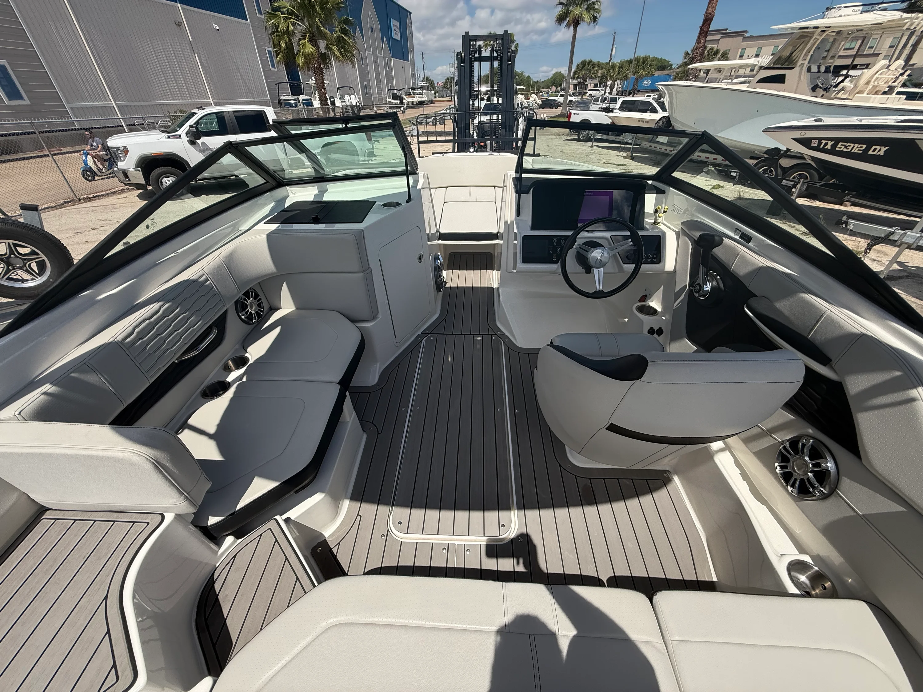 2022 Sea Ray 190 SPX Image Thumbnail #15