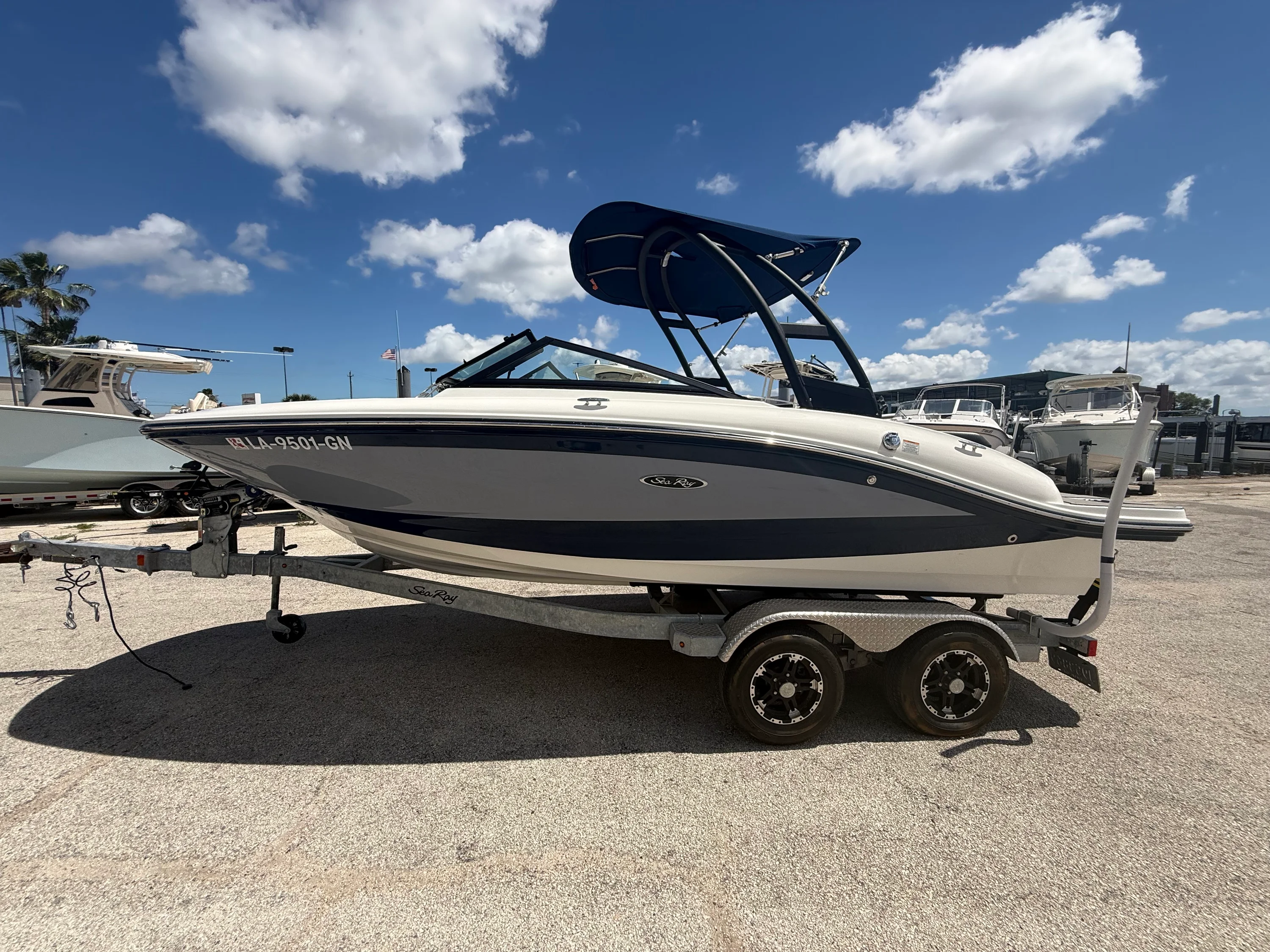 2022 Sea Ray 190 SPX Image Thumbnail #7