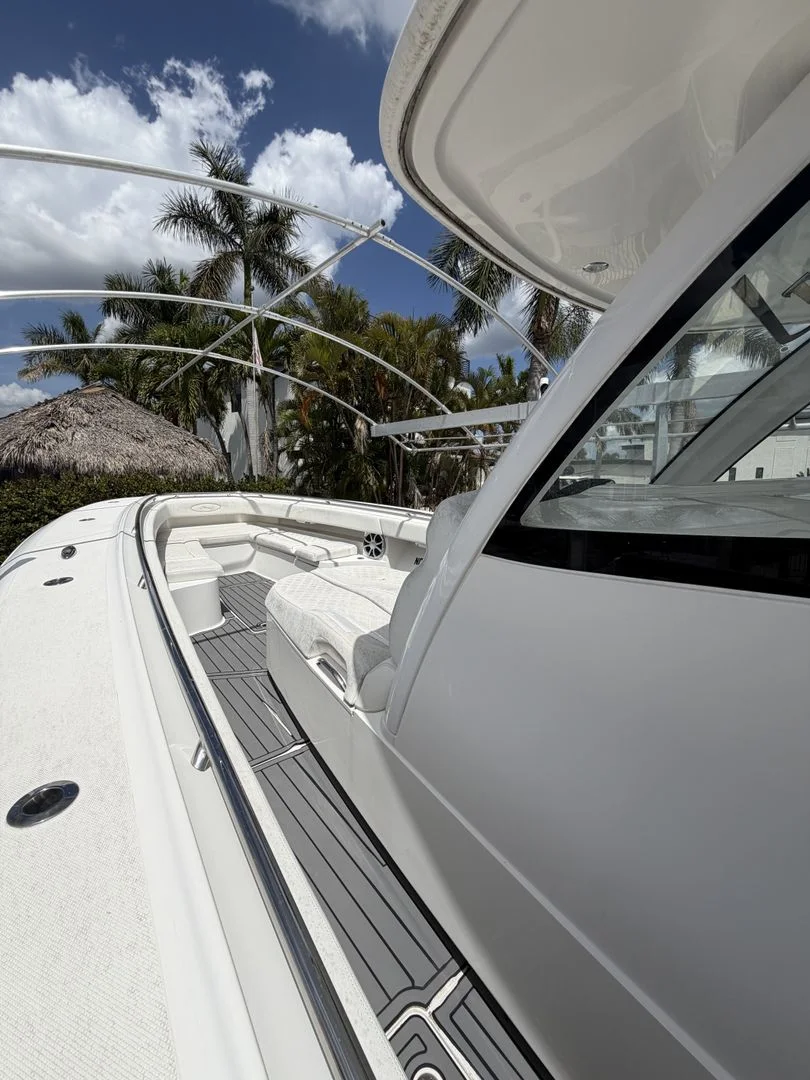 2018 Black Water 43 SPORTFISH Image Thumbnail #24