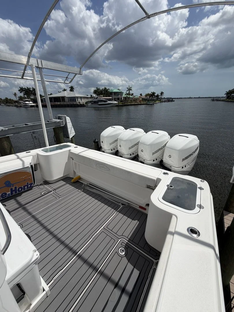 2018 Black Water 43 SPORTFISH Image Thumbnail #9