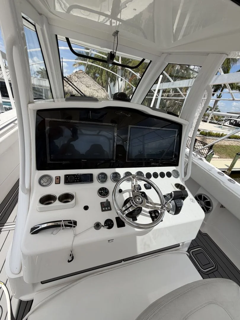 2018 Black Water 43 SPORTFISH Image Thumbnail #22