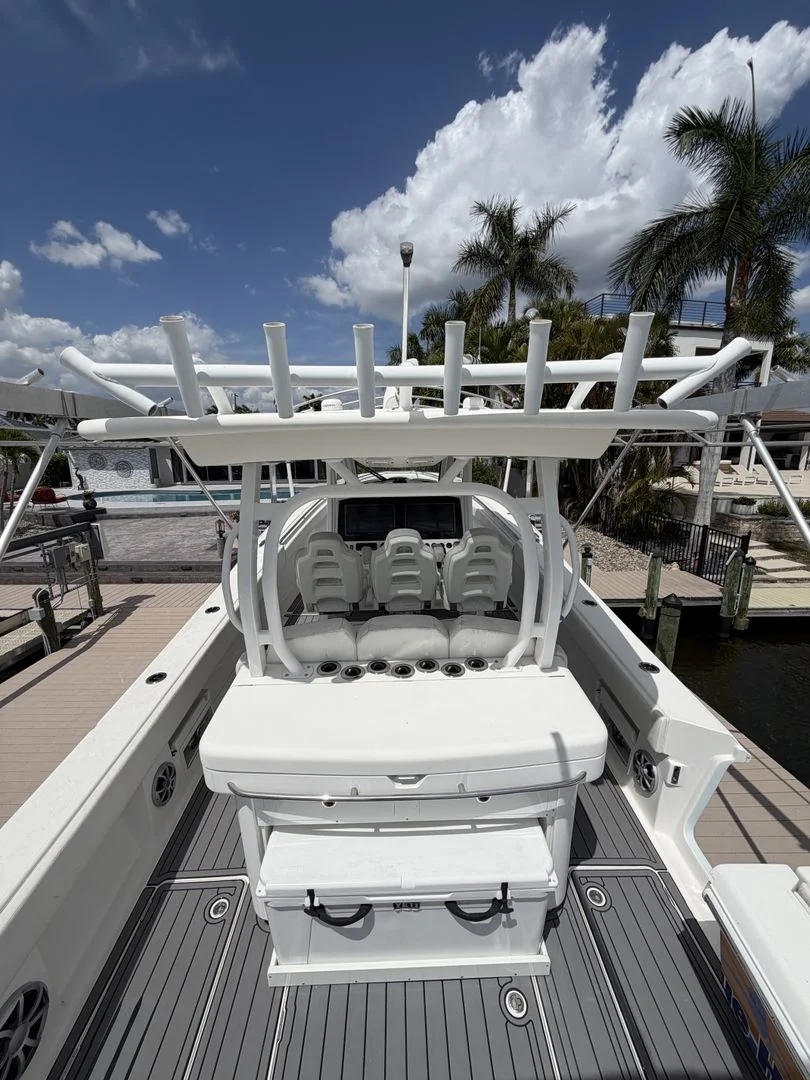 2018 Black Water 43 SPORTFISH Image Thumbnail #12