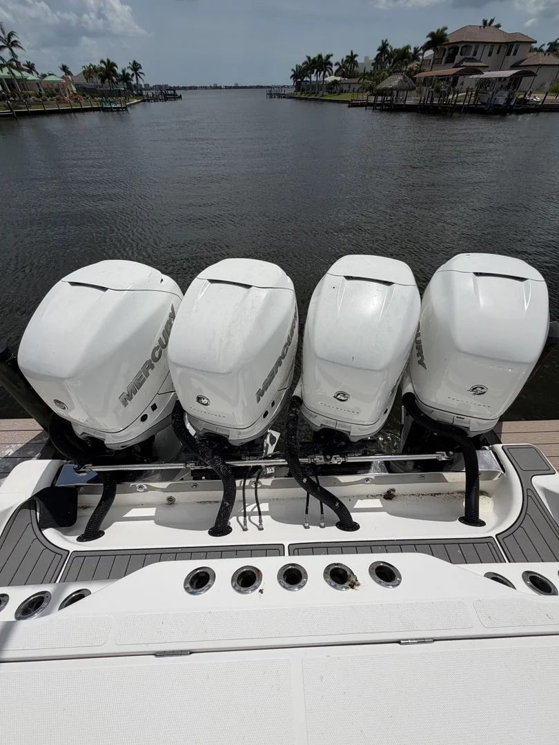 2018 Black Water 43 SPORTFISH Image Thumbnail #6