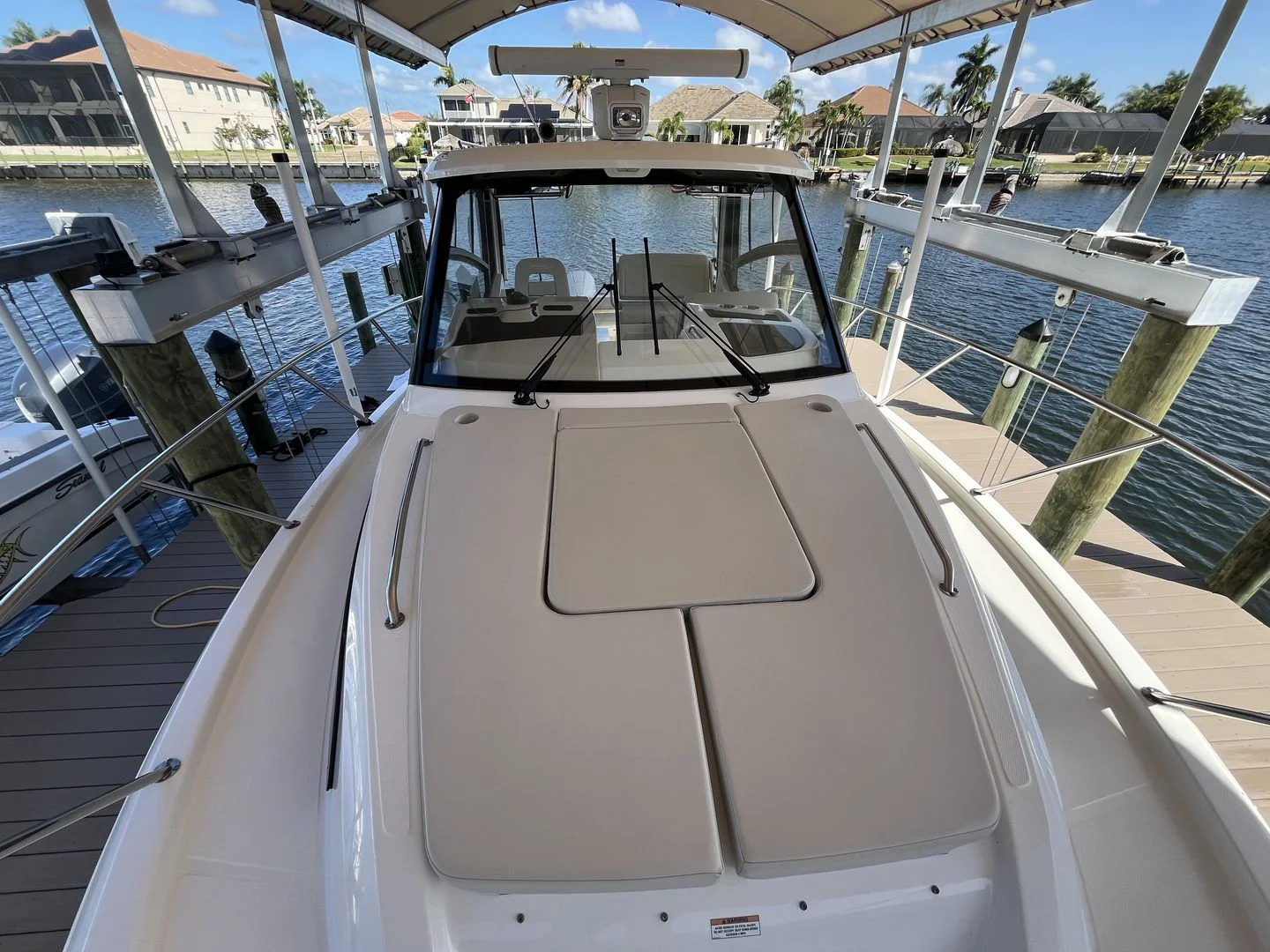 2023 Boston Whaler 325 CONQUEST Image Thumbnail #45