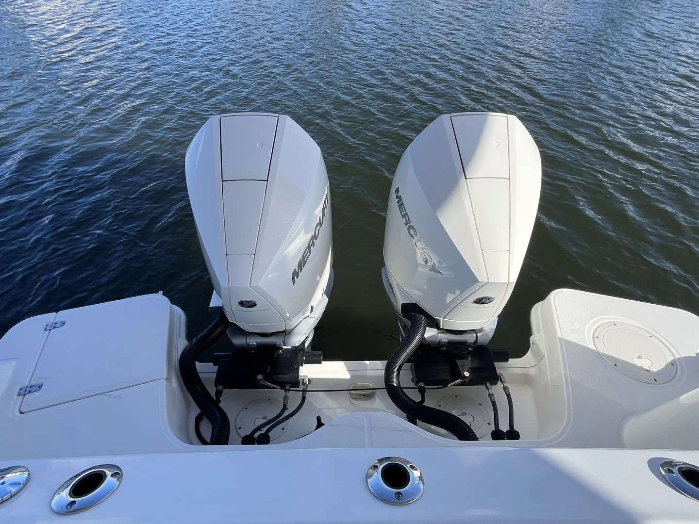 2023 Boston Whaler 325 CONQUEST Image Thumbnail #7