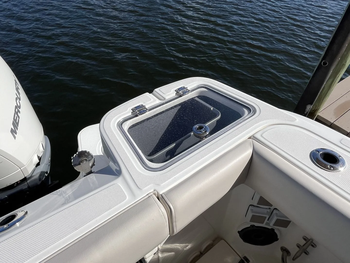 2023 Boston Whaler 325 CONQUEST Image Thumbnail #10