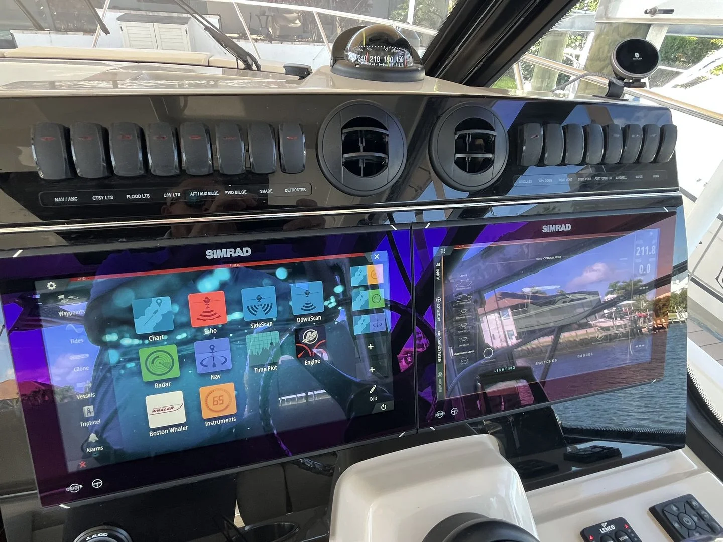 2023 Boston Whaler 325 CONQUEST Image Thumbnail #21