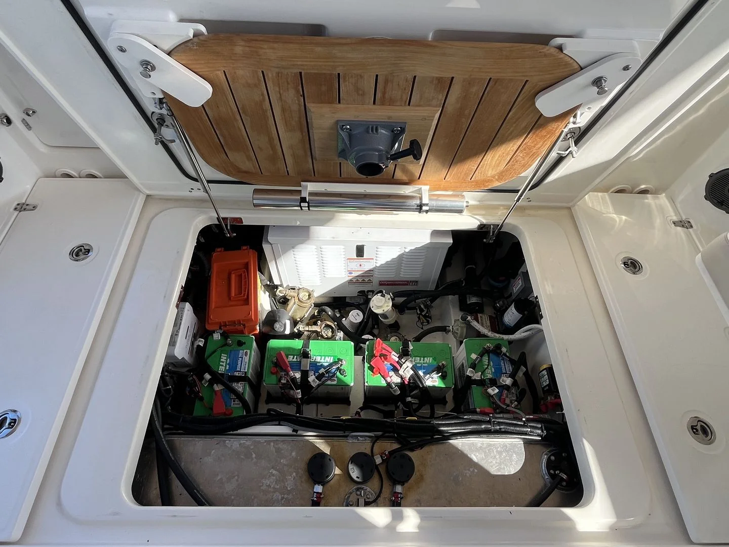 2023 Boston Whaler 325 CONQUEST Image Thumbnail #42