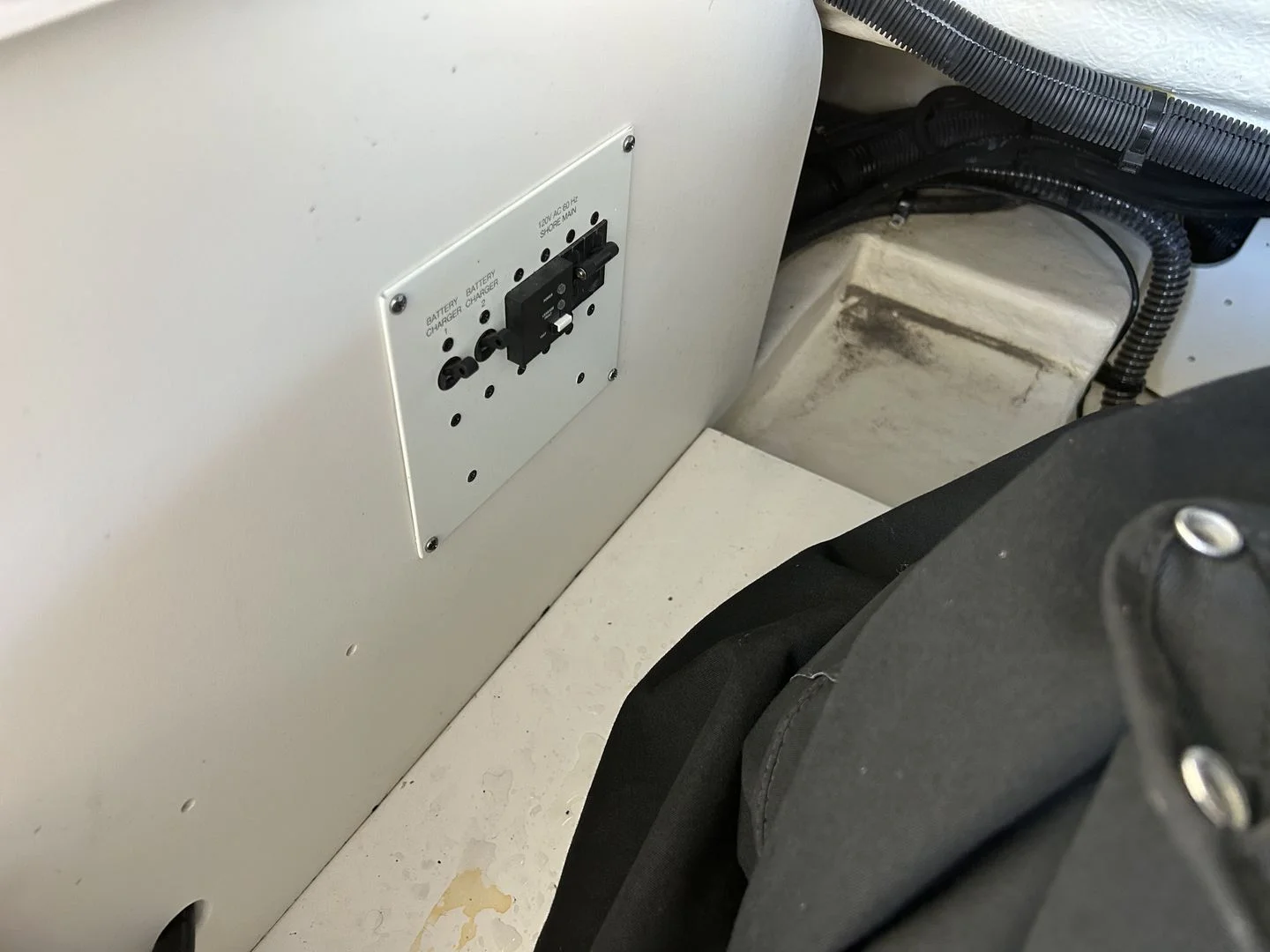 2023 Chaparral 300 OSX Image Thumbnail #43