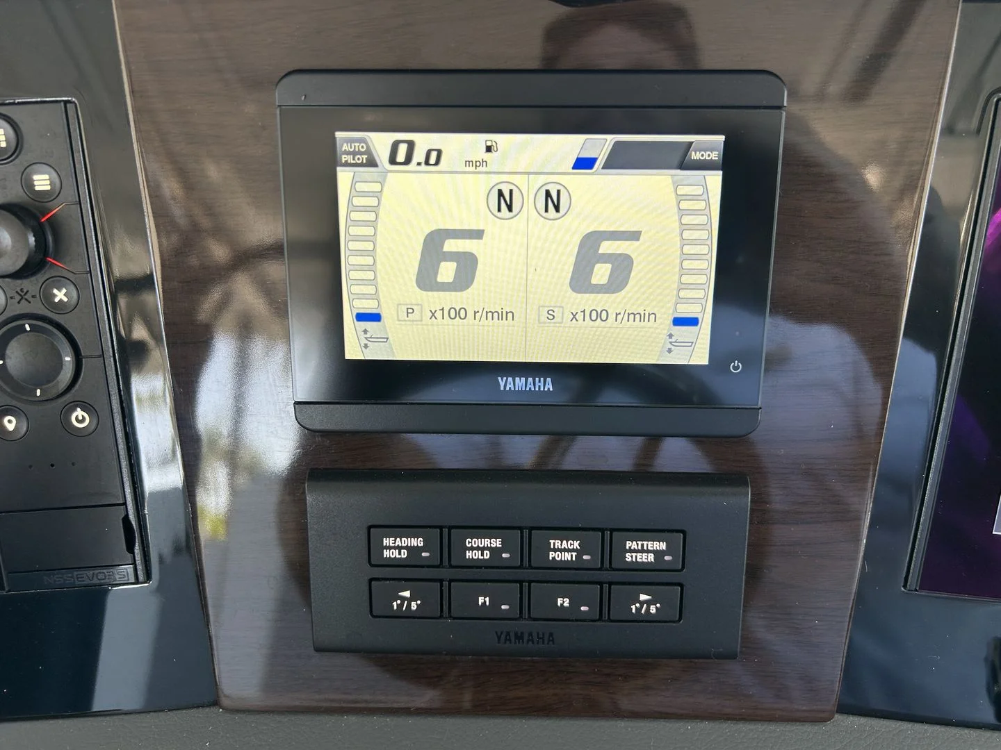 2023 Chaparral 300 OSX Image Thumbnail #18