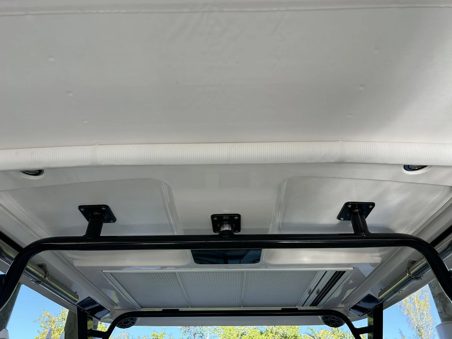 2023 Chaparral 300 OSX Image Thumbnail #25