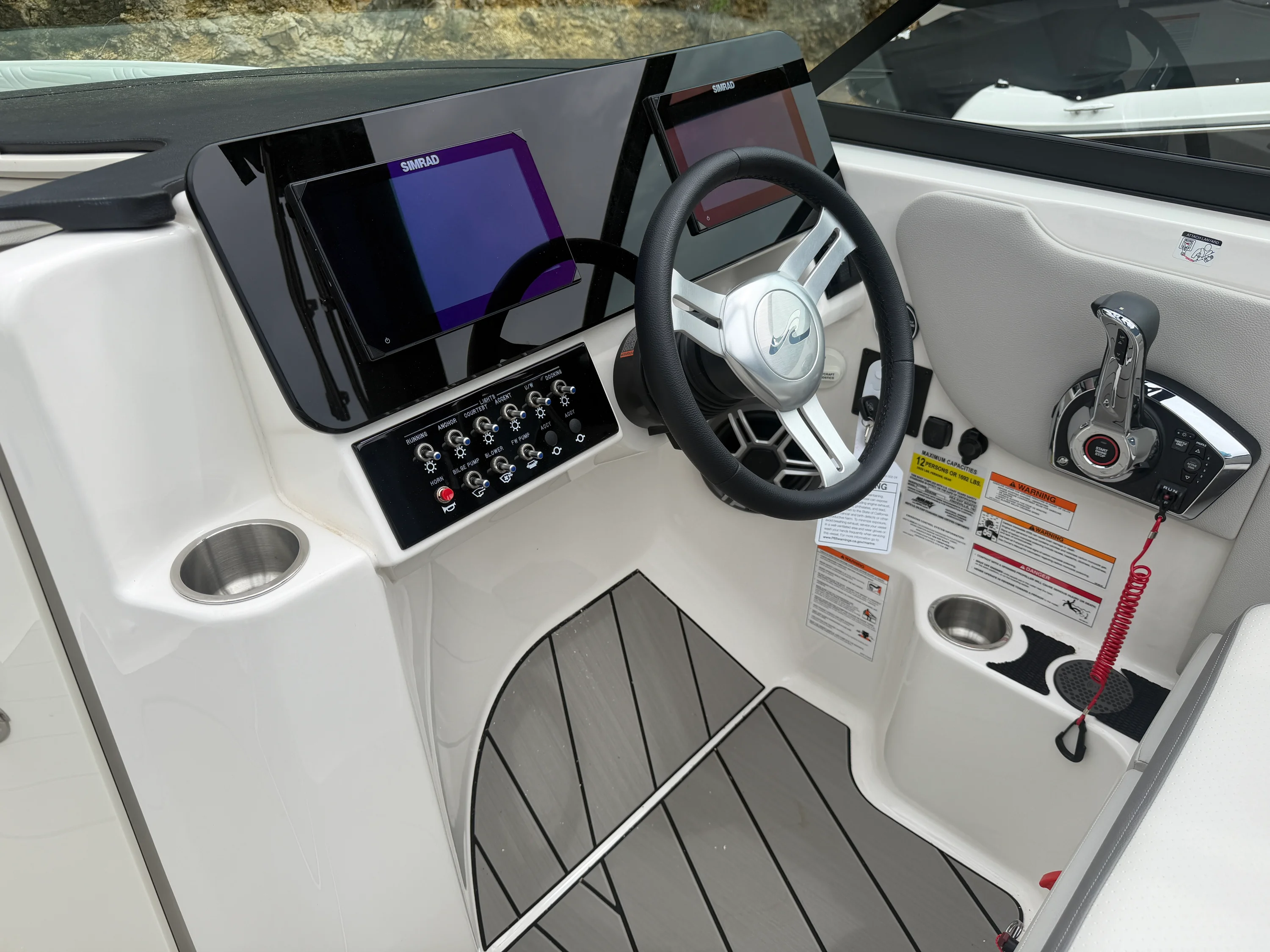 2026 Sea Ray SDX 250 Surf Image Thumbnail #1