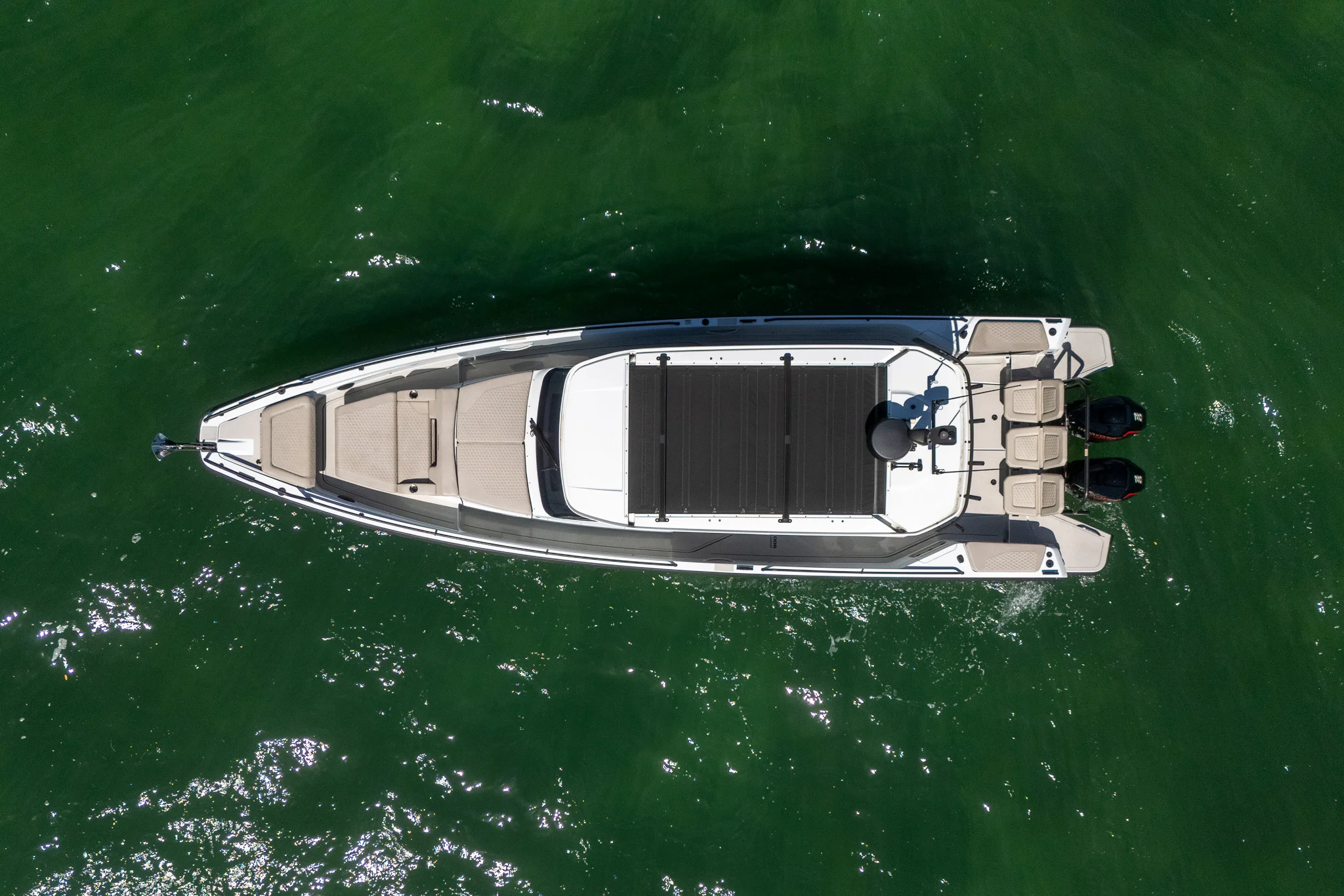 2023 Axopar SHADOW 900ST Image Thumbnail #43