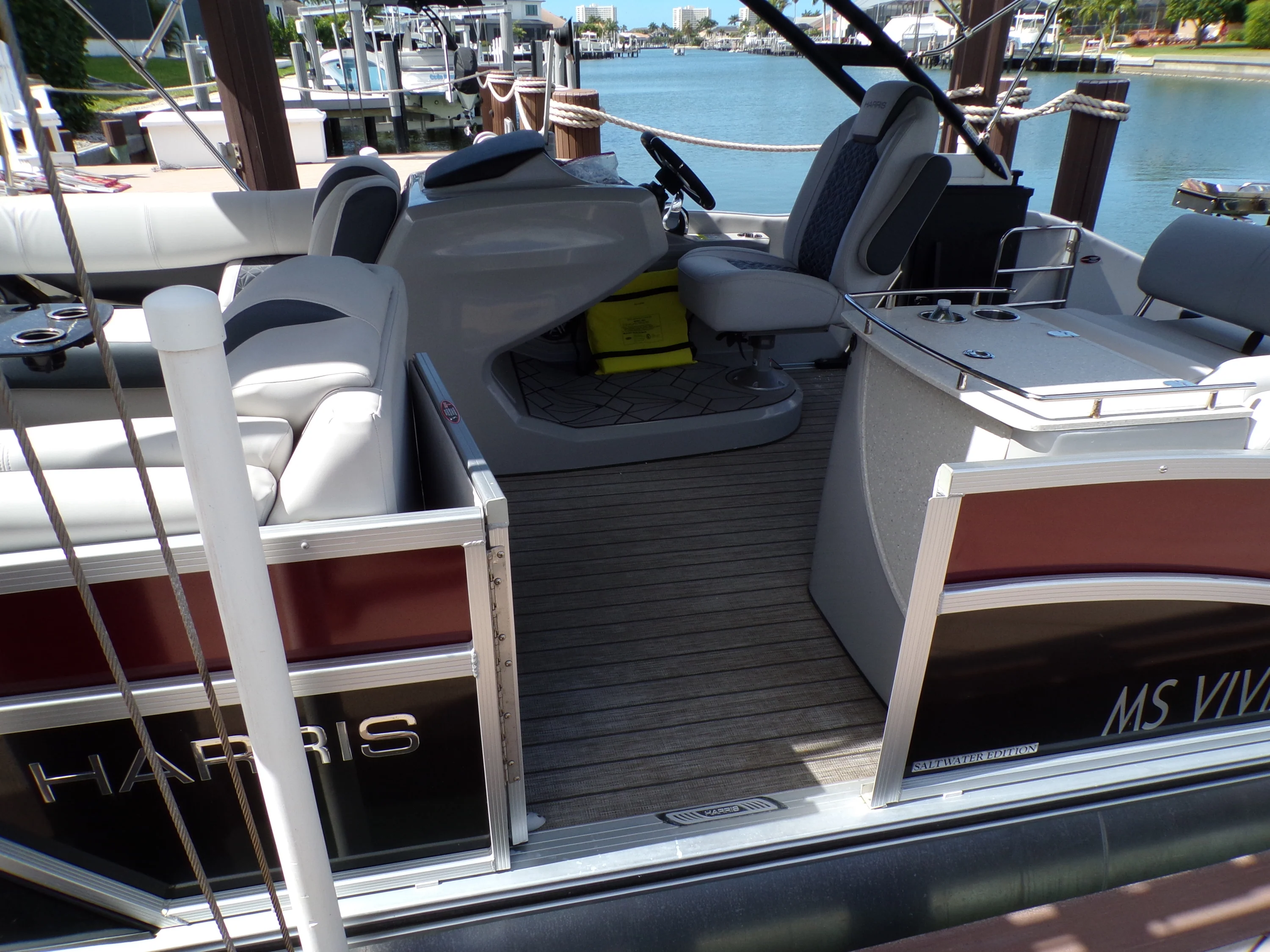 2022 Harris GRAND MARINER 23 Image Thumbnail #5