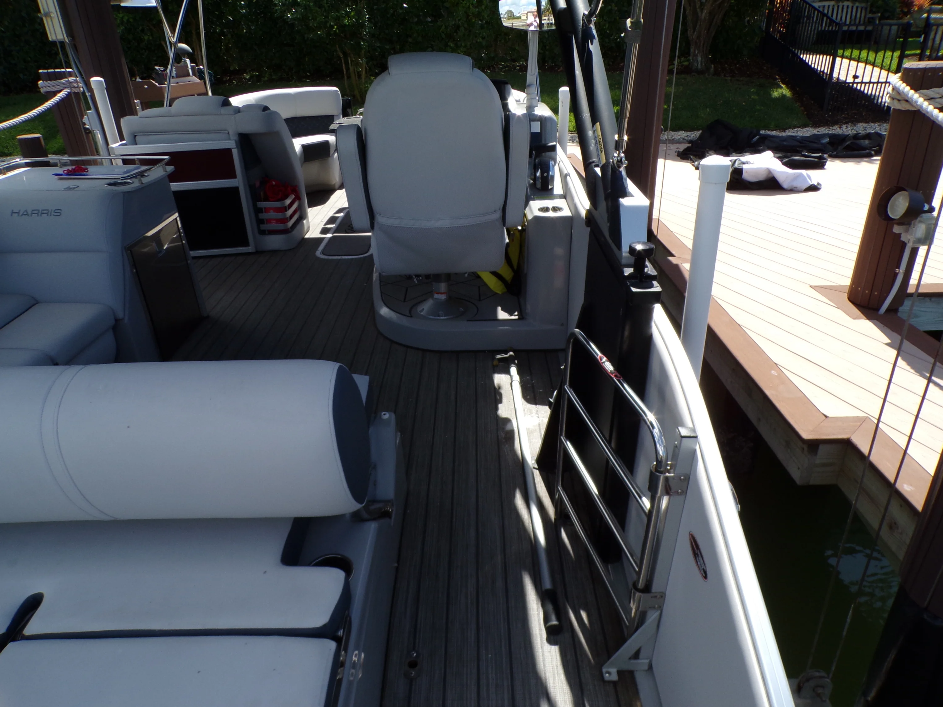 2022 Harris GRAND MARINER 23 Image Thumbnail #46