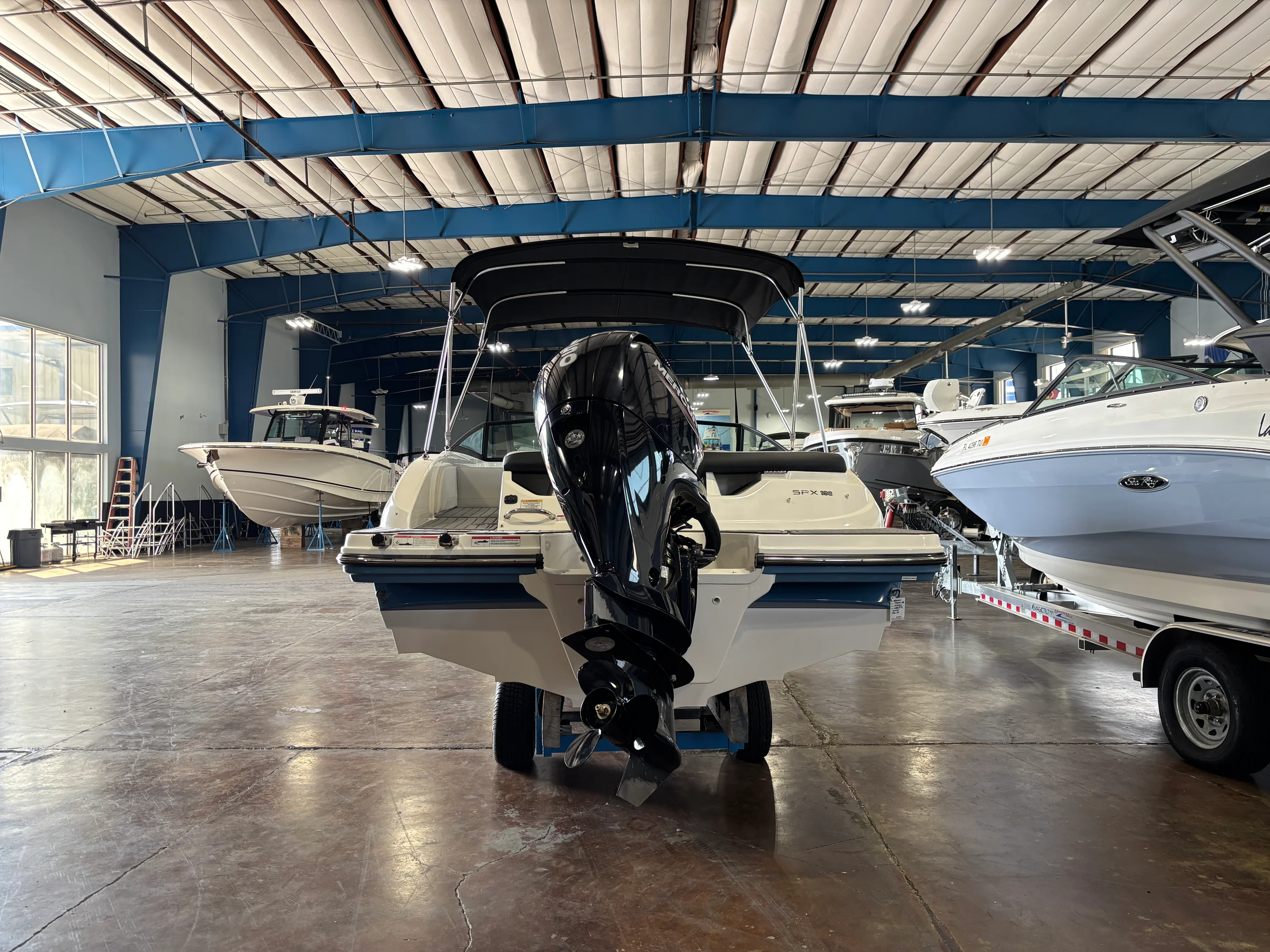 2022 Sea Ray SPX 190 OB Image Thumbnail #2