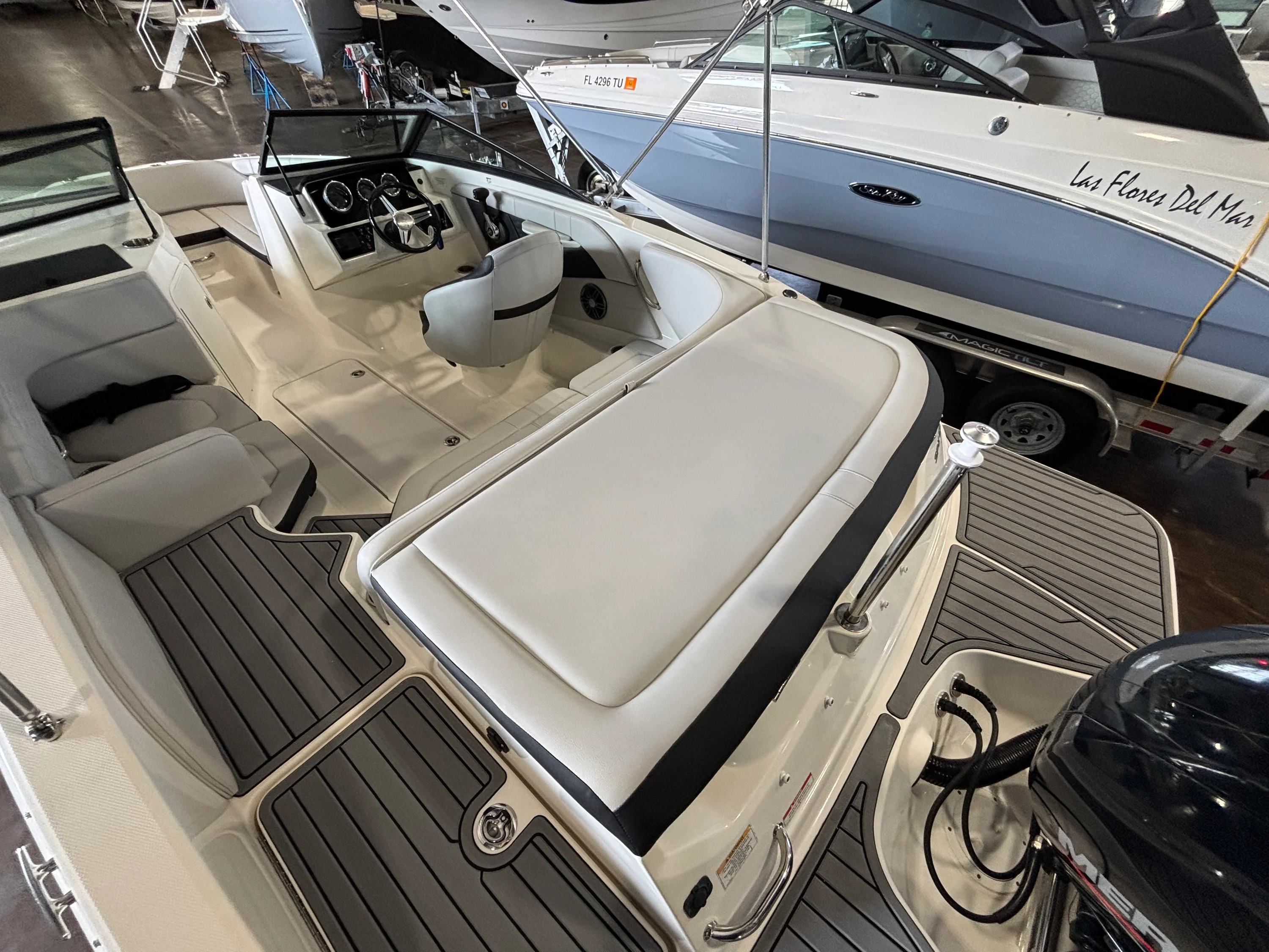 2022 Sea Ray SPX 190 OB Image Thumbnail #8