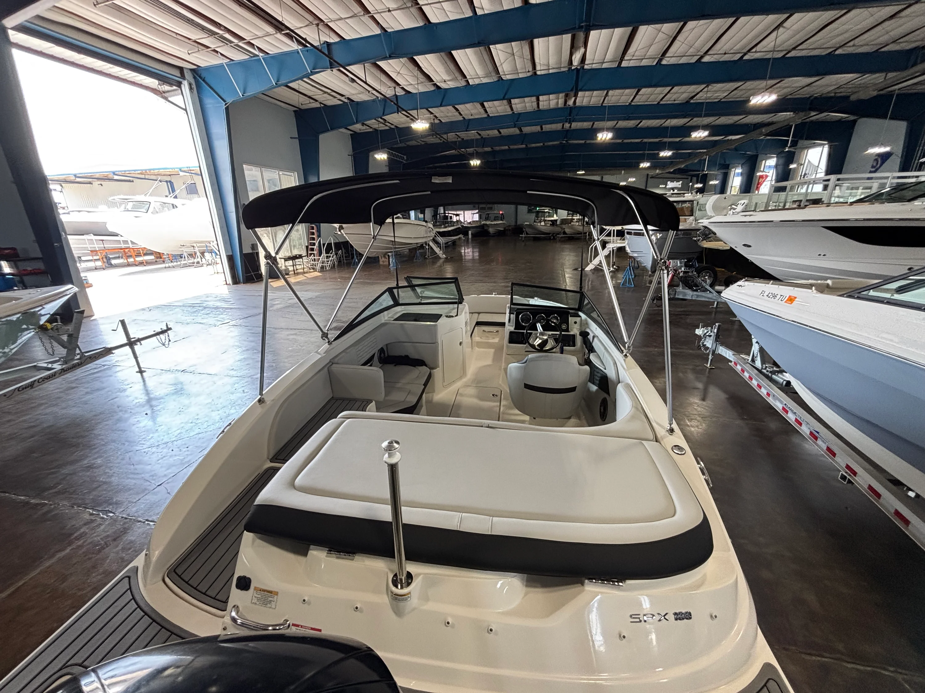 2022 Sea Ray SPX 190 OB Image Thumbnail #6