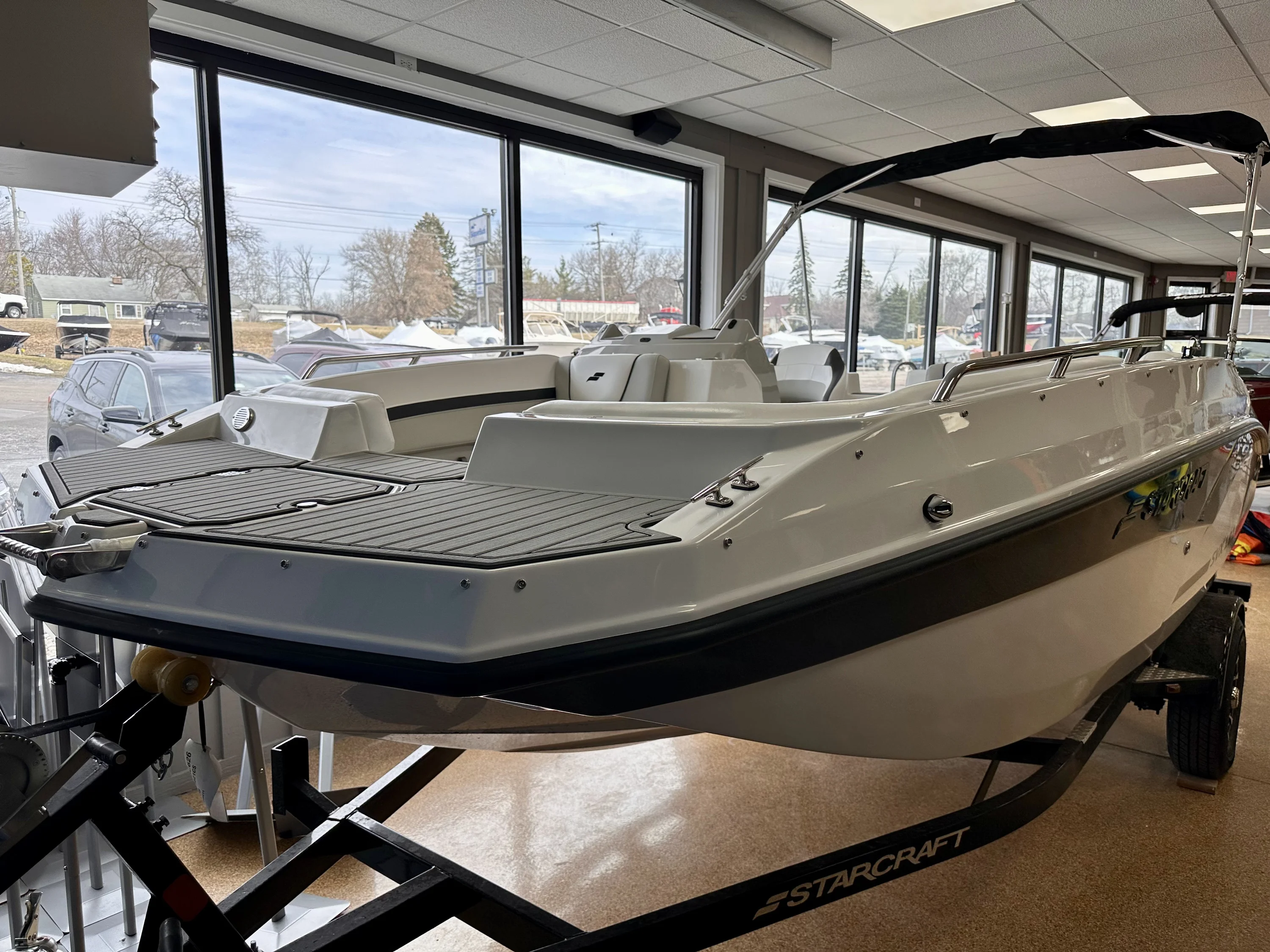 2026 Starcraft SVX 191 OB Image Thumbnail #4