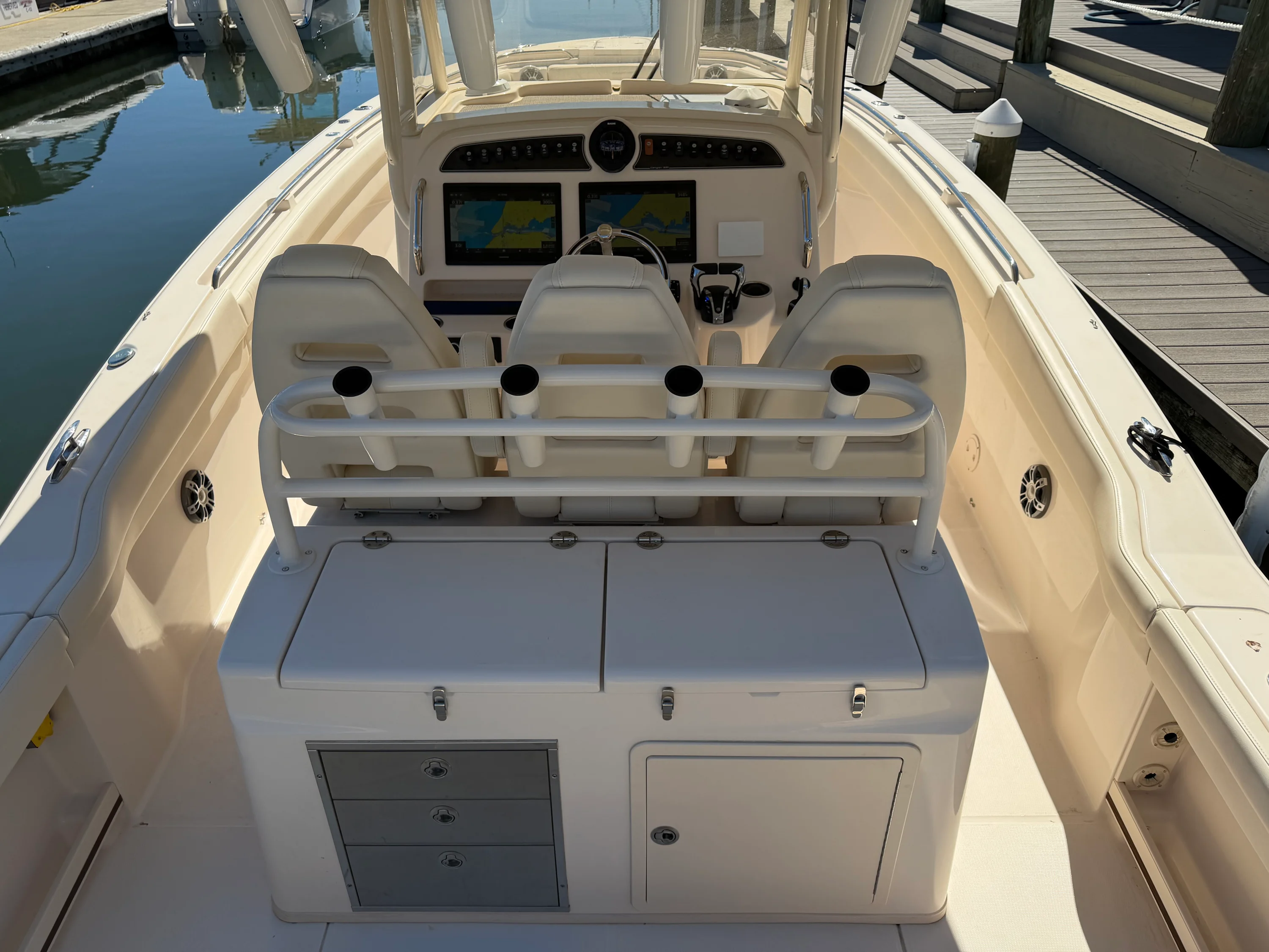 2023 Grady-White Canyon 326 Image Thumbnail #17