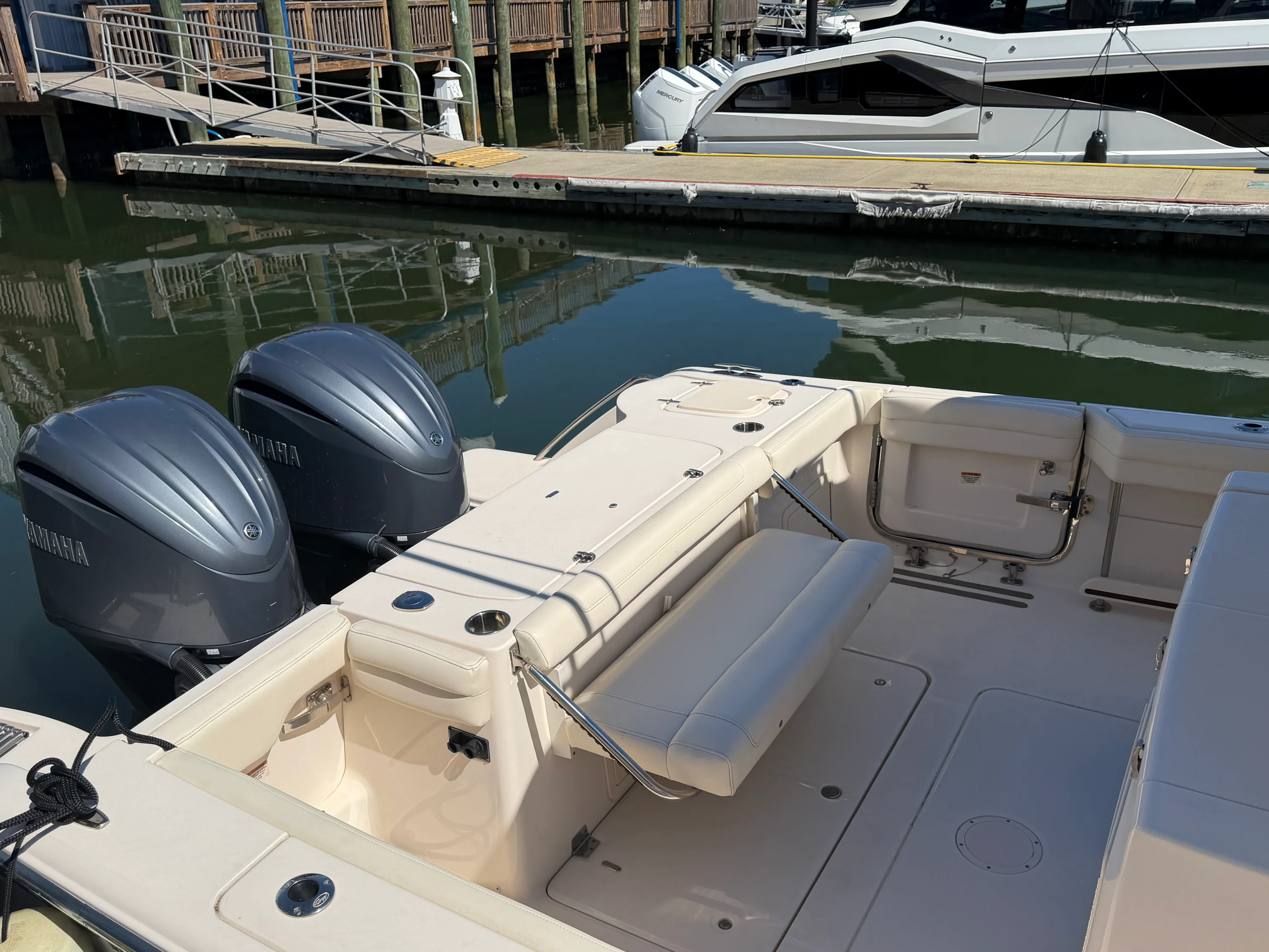 2023 Grady-White Canyon 326 Image Thumbnail #10