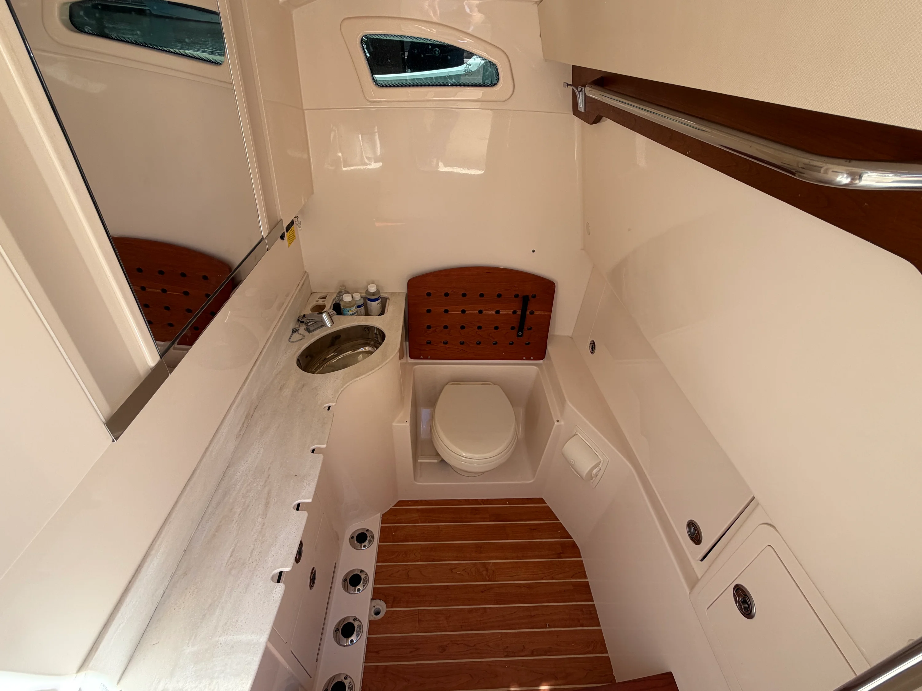 2023 Grady-White Canyon 326 Image Thumbnail #40