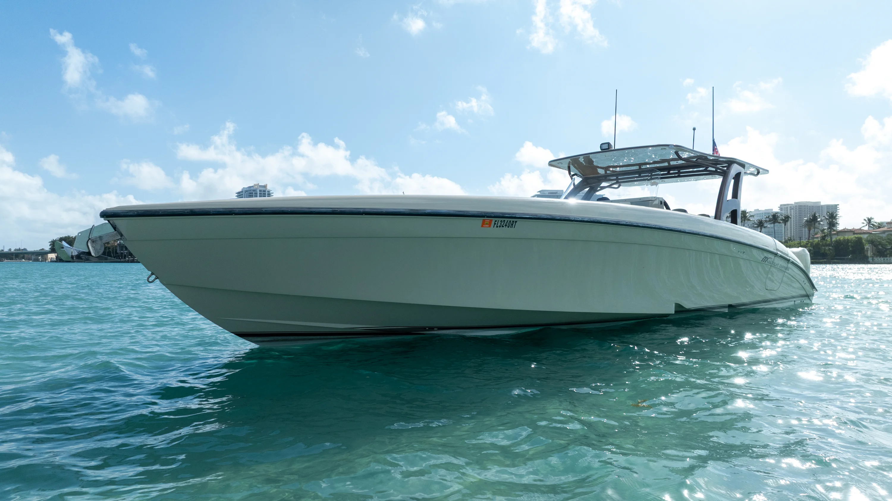 2019 Midnight Express 43 OPEN Image Thumbnail #10