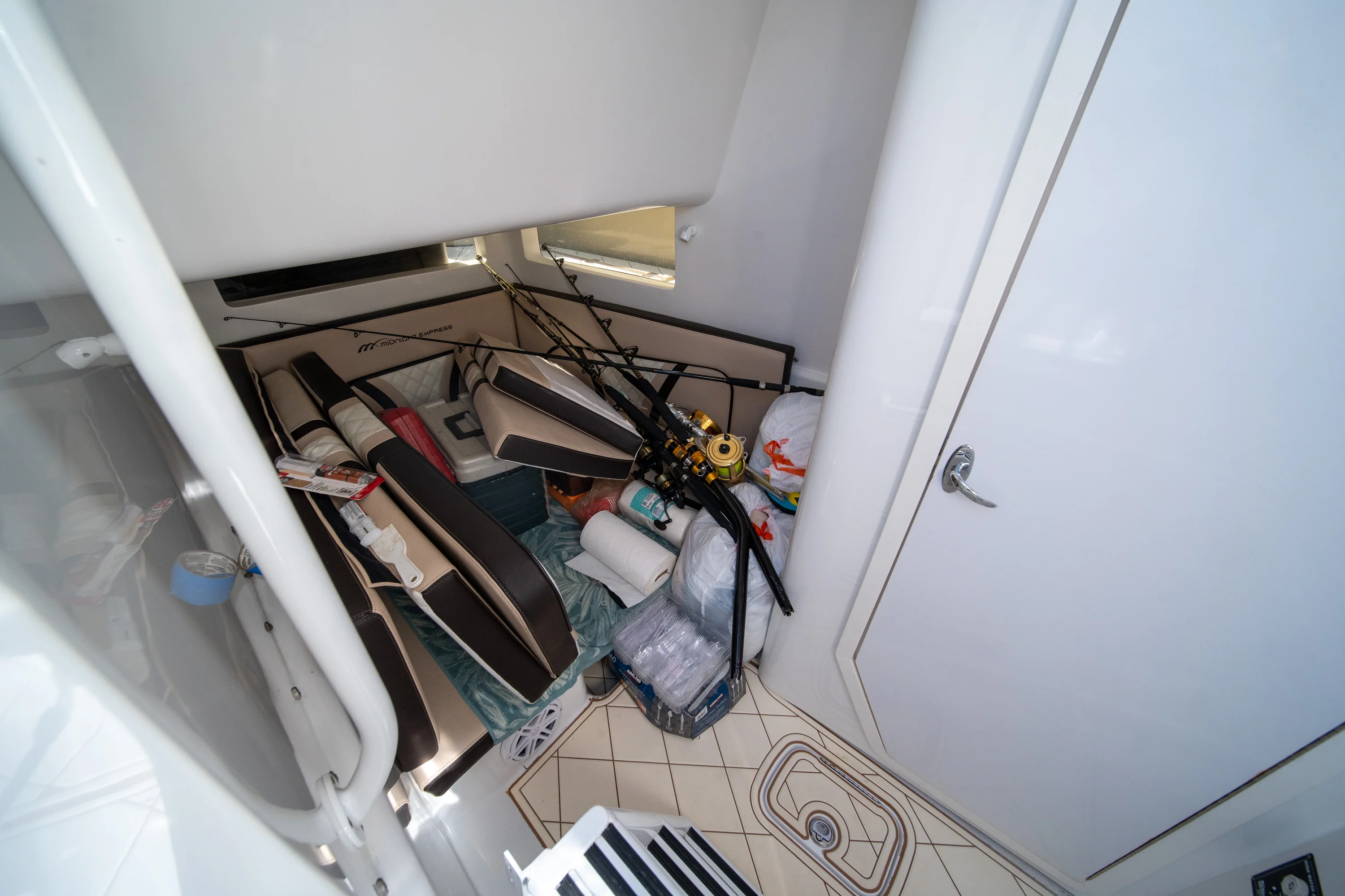 2019 Midnight Express 43 OPEN Image Thumbnail #42