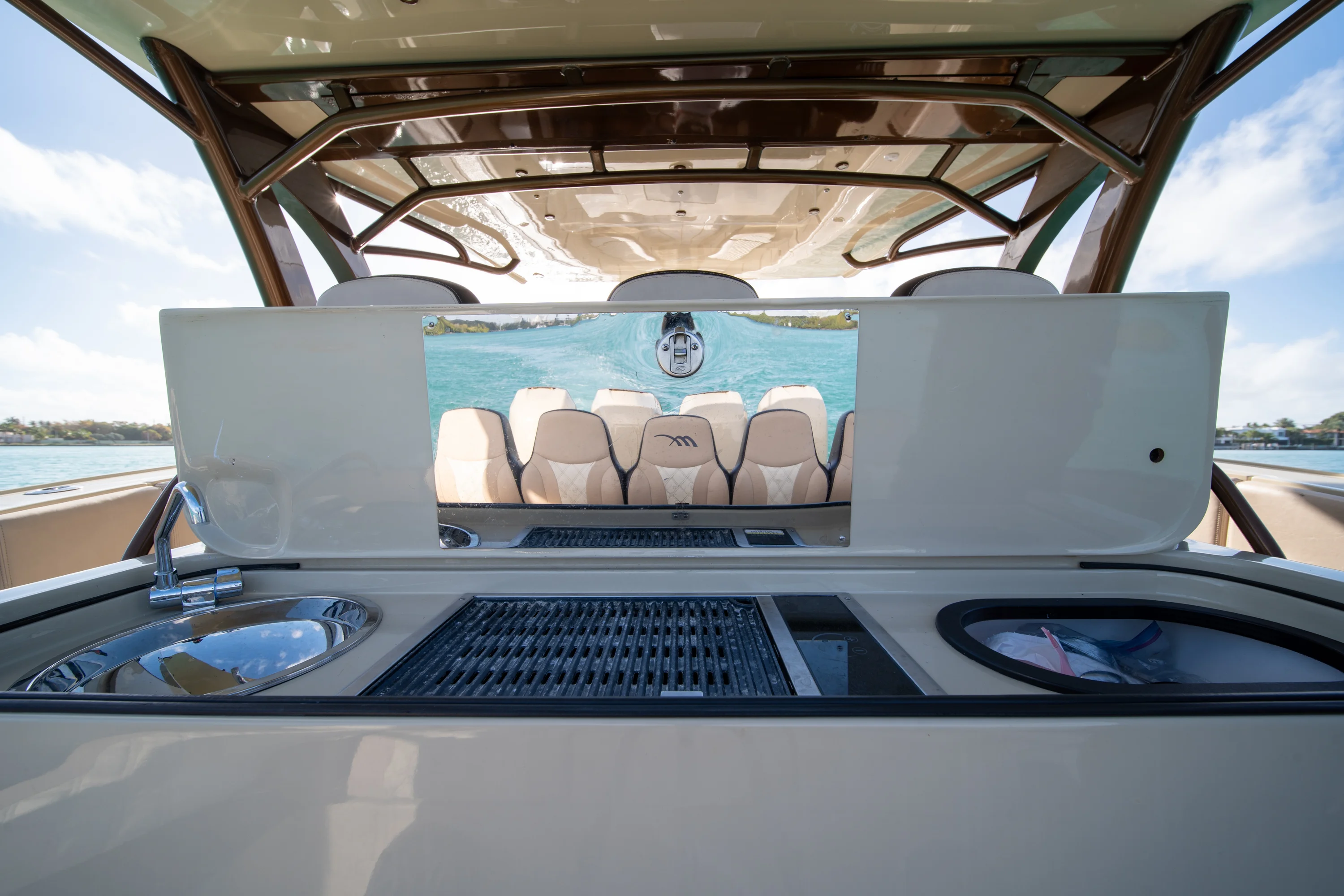 2019 Midnight Express 43 OPEN Image Thumbnail #30