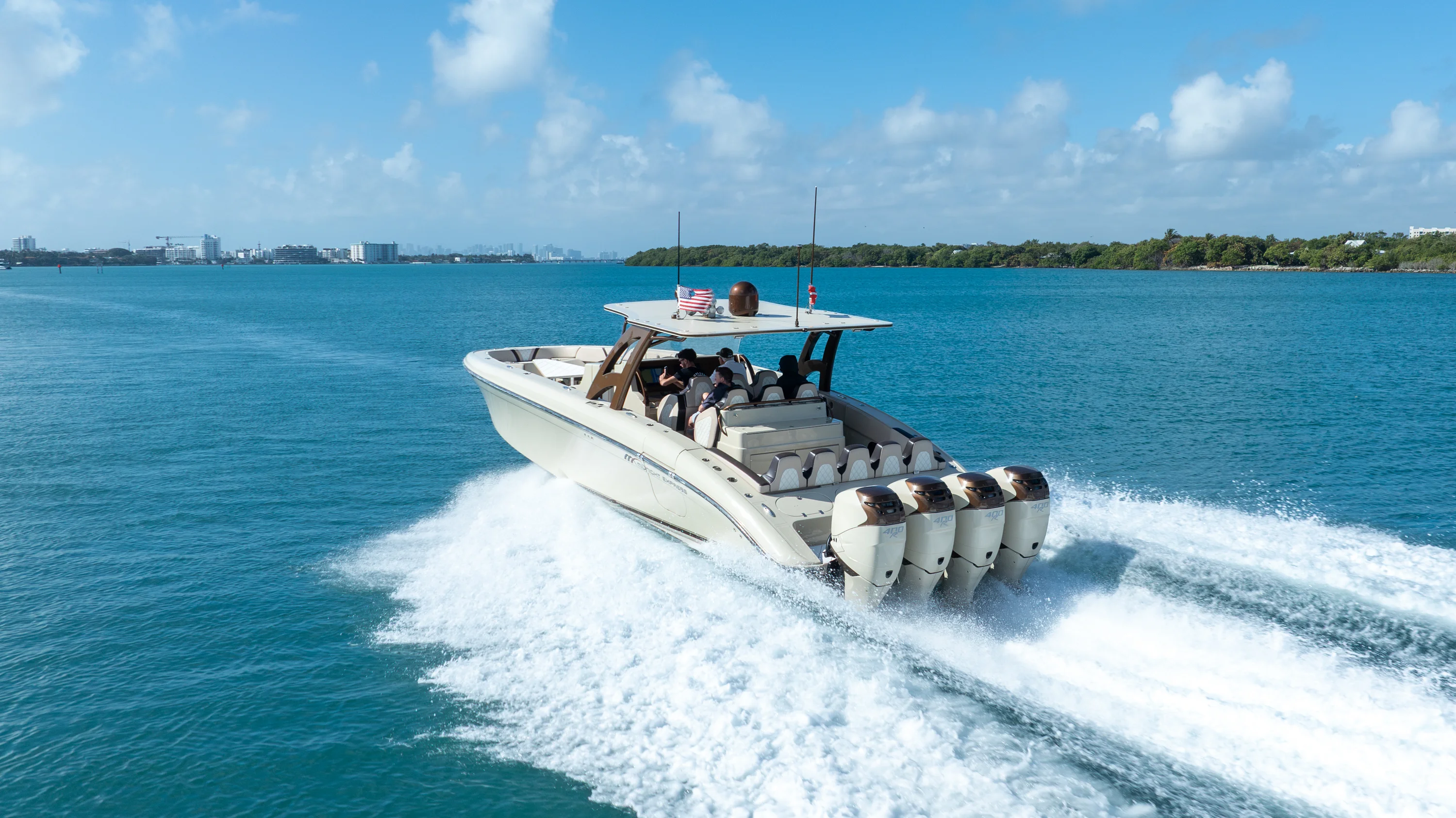 2019 Midnight Express 43 OPEN Image Thumbnail #21