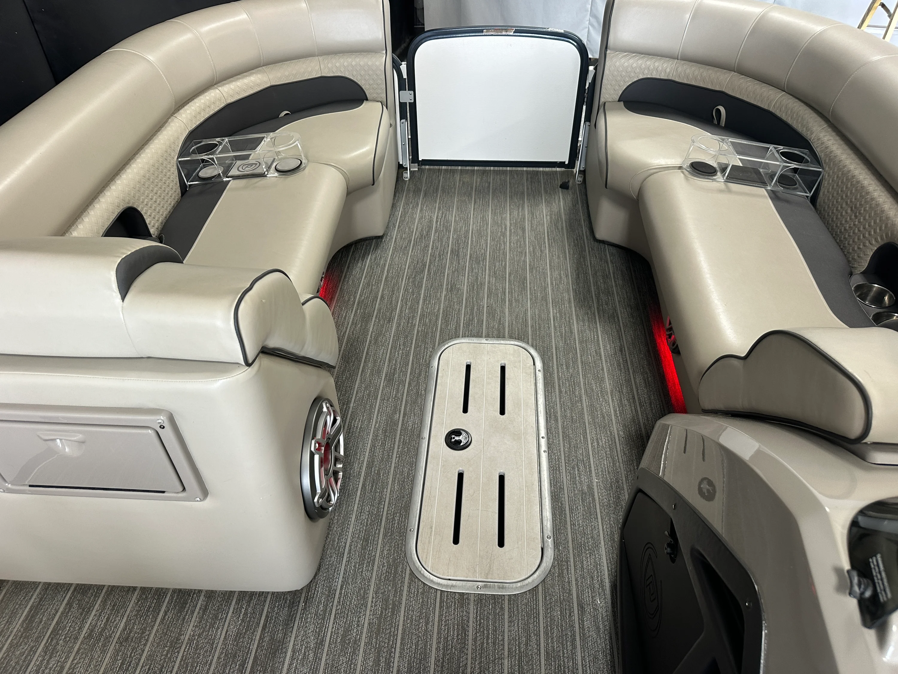 2022 Premier 250 Solaris Image Thumbnail #43